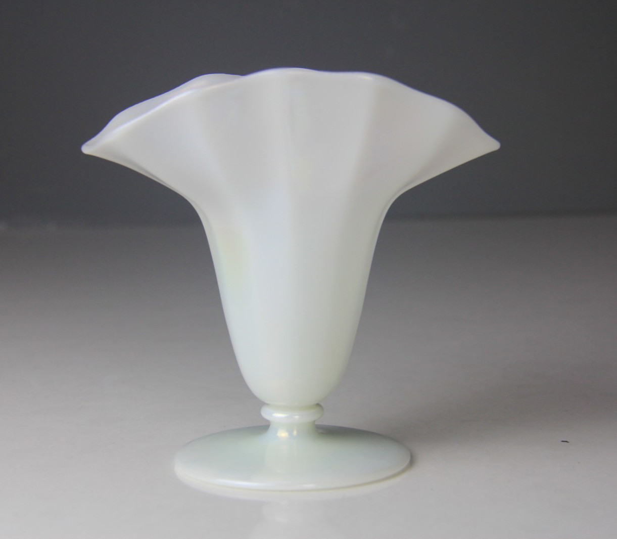 Steuben Carder Era Ivrene Iridescent Flared Ribbed Fan Vase Shape# 7564 Signed