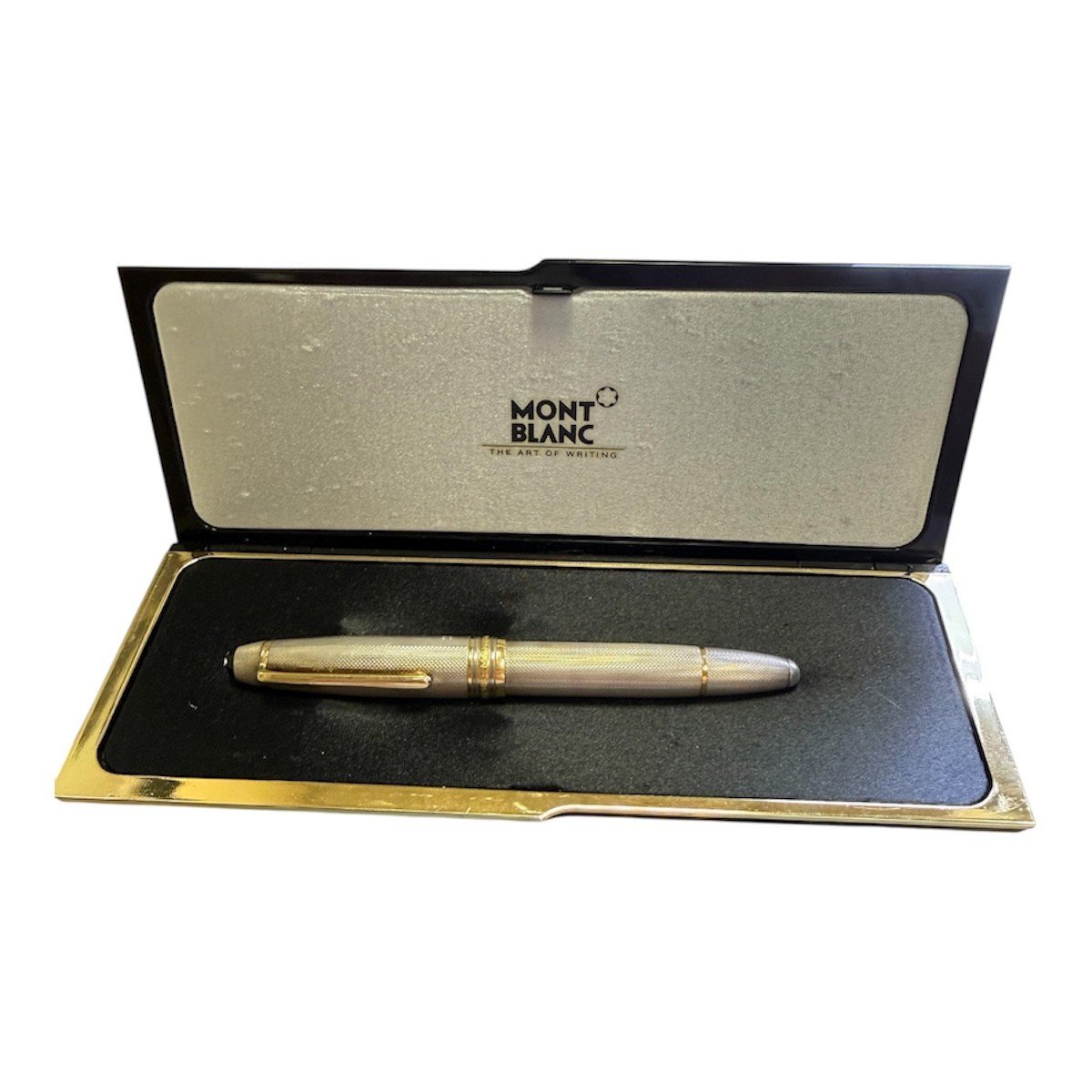 Sterling Silver Montblanc Meisterstuck Fountain Pen (Comes With Original Case)