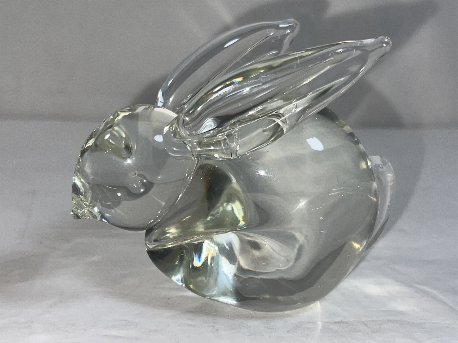 Vintage Clear Art Glass Sitting Bunny RABBIT Paperweight Figurine 4”