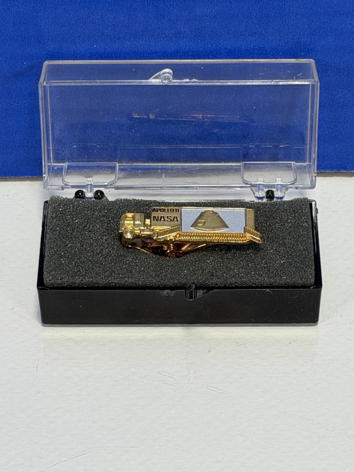 Vintage NASA Apollo 11 Truck Tie Clip w/ Case Vintage NASA Apollo 11 Truck Tie Clip w/ Case