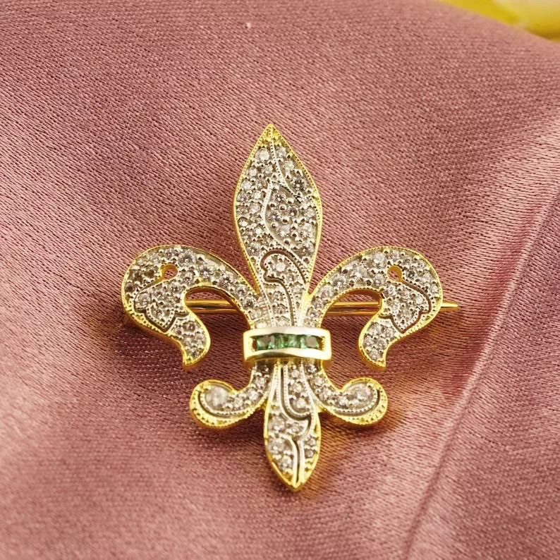 Antique Emerald & Diamond 10K Yellow Gold Over Fleur De Lis Style Brooch Pin 1PC