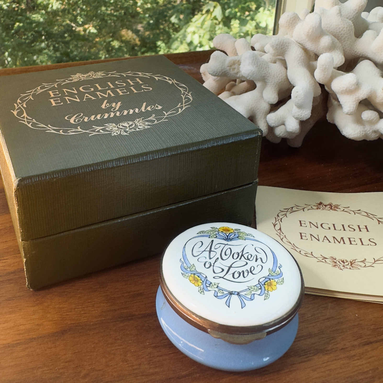 Rare Crummles English Enamel Round Trinket Box Blue Ribbon Token of Love