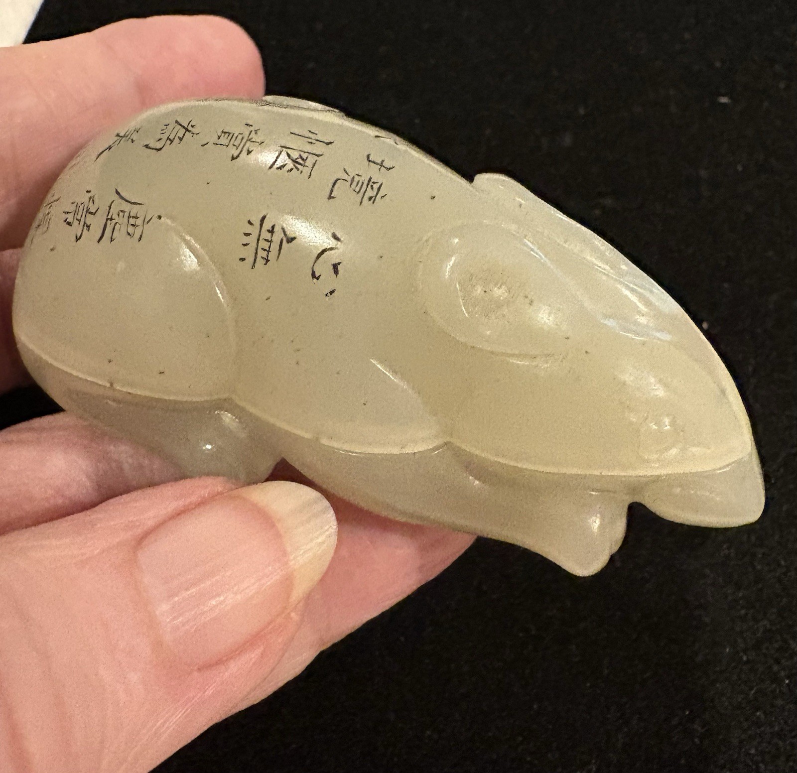 Vintage Signed Nephrite Jade Mouse Box With Calligraphy On Back