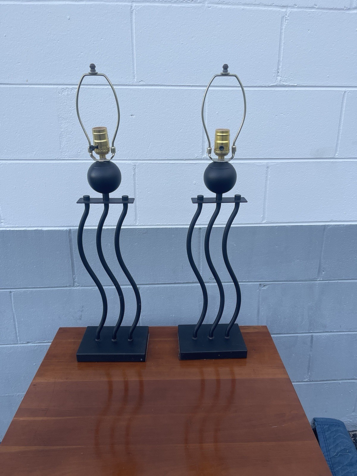 A Pair Of Vintage Postmodern Memphis Wave Wiggle  Table Lamps