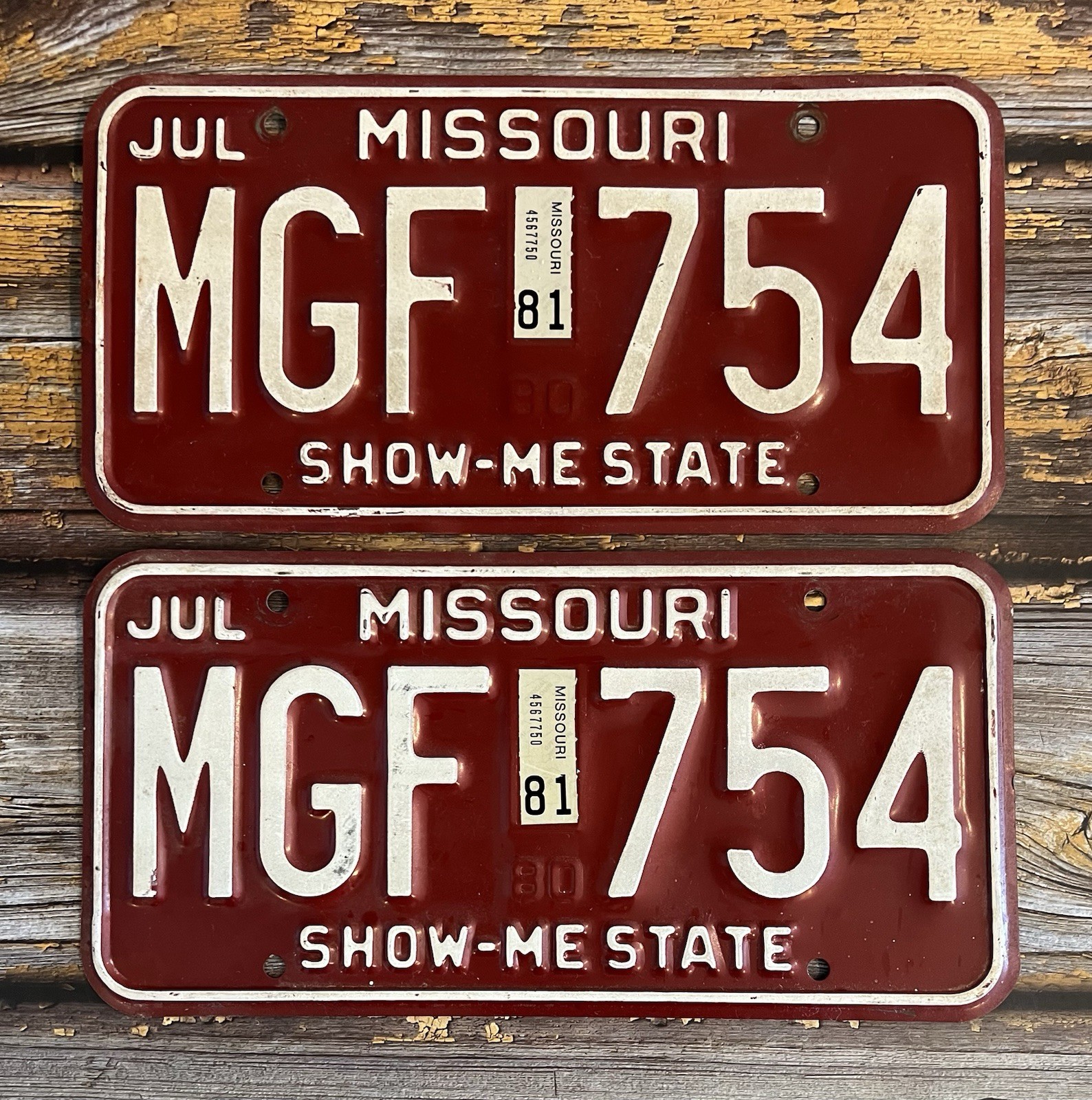 1981 Missouri Automobile License Plate Matched Pair / Set MGF 754