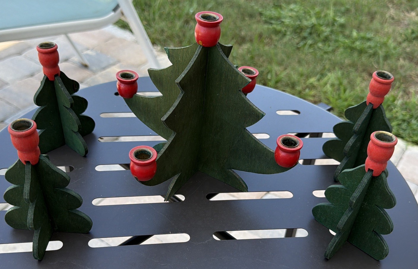VTG Sweden wooden green 1- 6.25” & 4- 4.25”Christmas trees with red candle cups VTG Sweden wooden green 1- 6.25” & 4- 4.25”Christmas trees with red candle cups