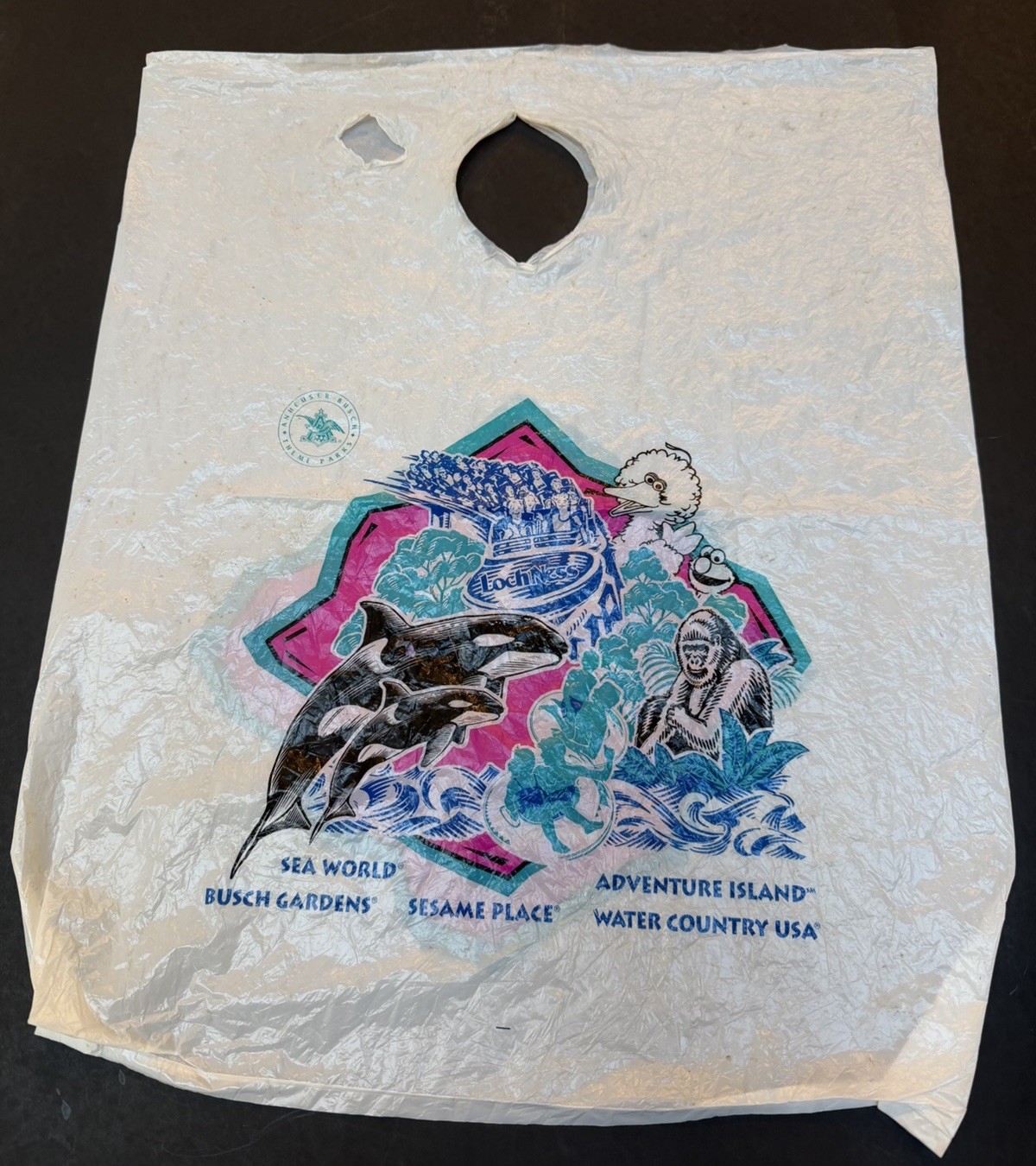 Vtg 1990s SeaWorld Busch Gardens Sesame Place Multi-Park Plastic Souvenir Bag Vtg 1990s SeaWorld Busch Gardens Sesame Place Multi-Park Plastic Souvenir Bag