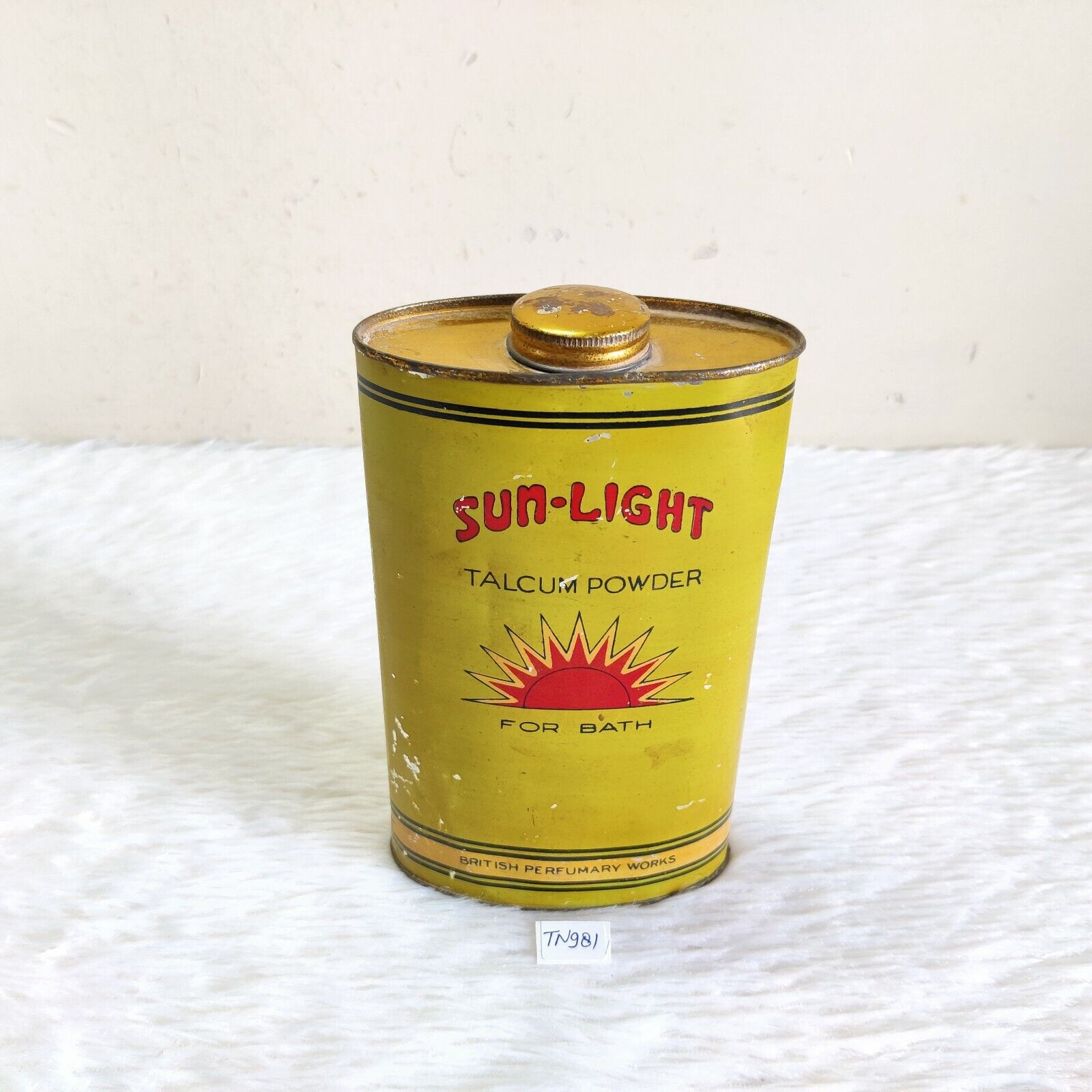 1940s Vintage Sun Light Advertising Talcum Powder British Perfumary Tin TN981