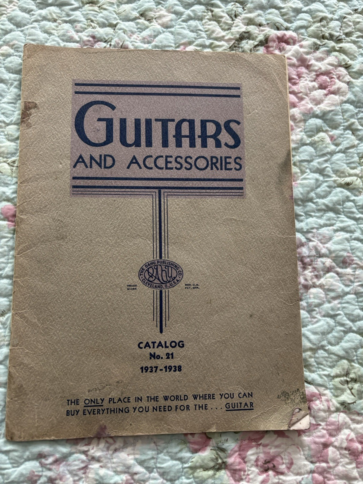 1937-1938 OAHU GUITARS AND ACCESORIES CATALOG