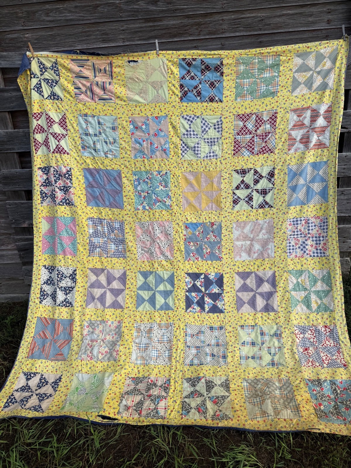 Antique 1930s Feedsack Fabric Pinwheel Pattern Cutter TLC Quilt 89x78 Antique 1930s Feedsack Fabric Pinwheel Pattern Cutter TLC Quilt 89x78