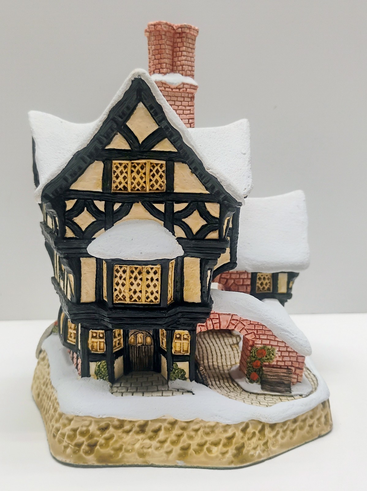 David Winter Mister Fezziwig\'s Emporium Special Christmas 1990 Box Coa Signed