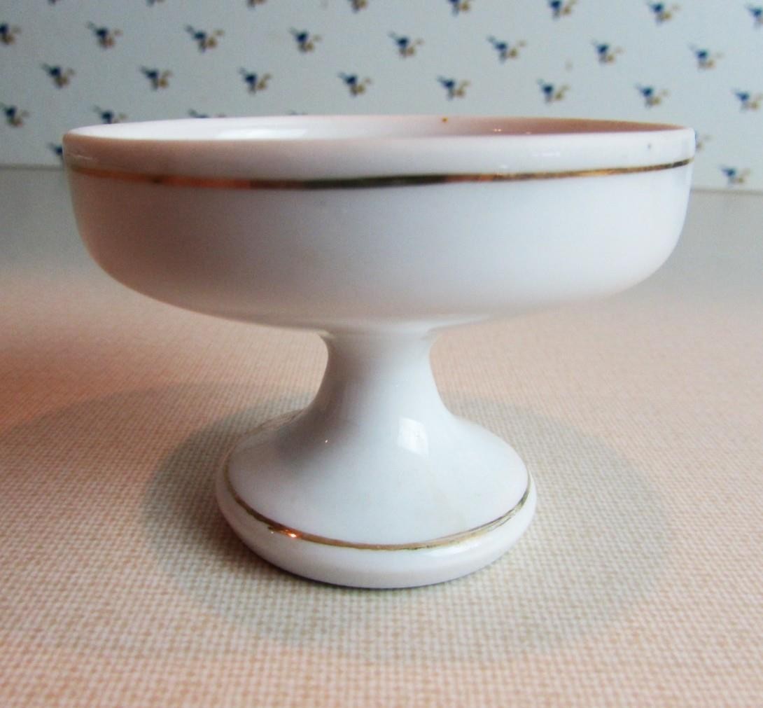 White & Gold Porcelain Pedestal Open Salt Cellar