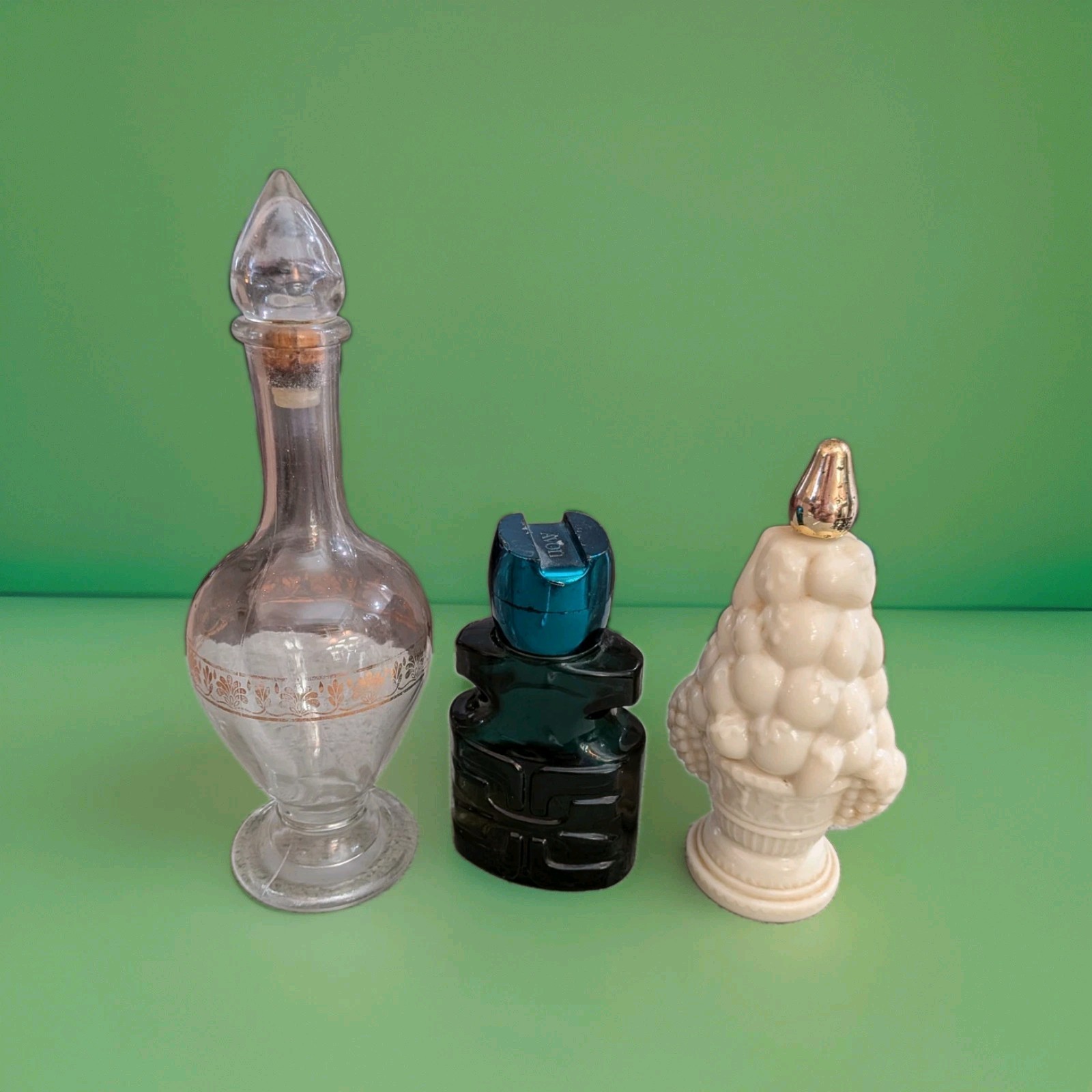 Vintage Avon Perfume Bottles Lot Vintage Avon Perfume Bottles Lot