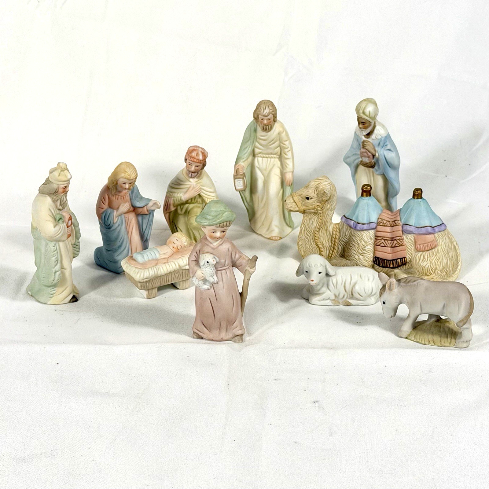 Lefton 1983 Christopher Collection 10 Piece Nativity Bisque Porcelain Set