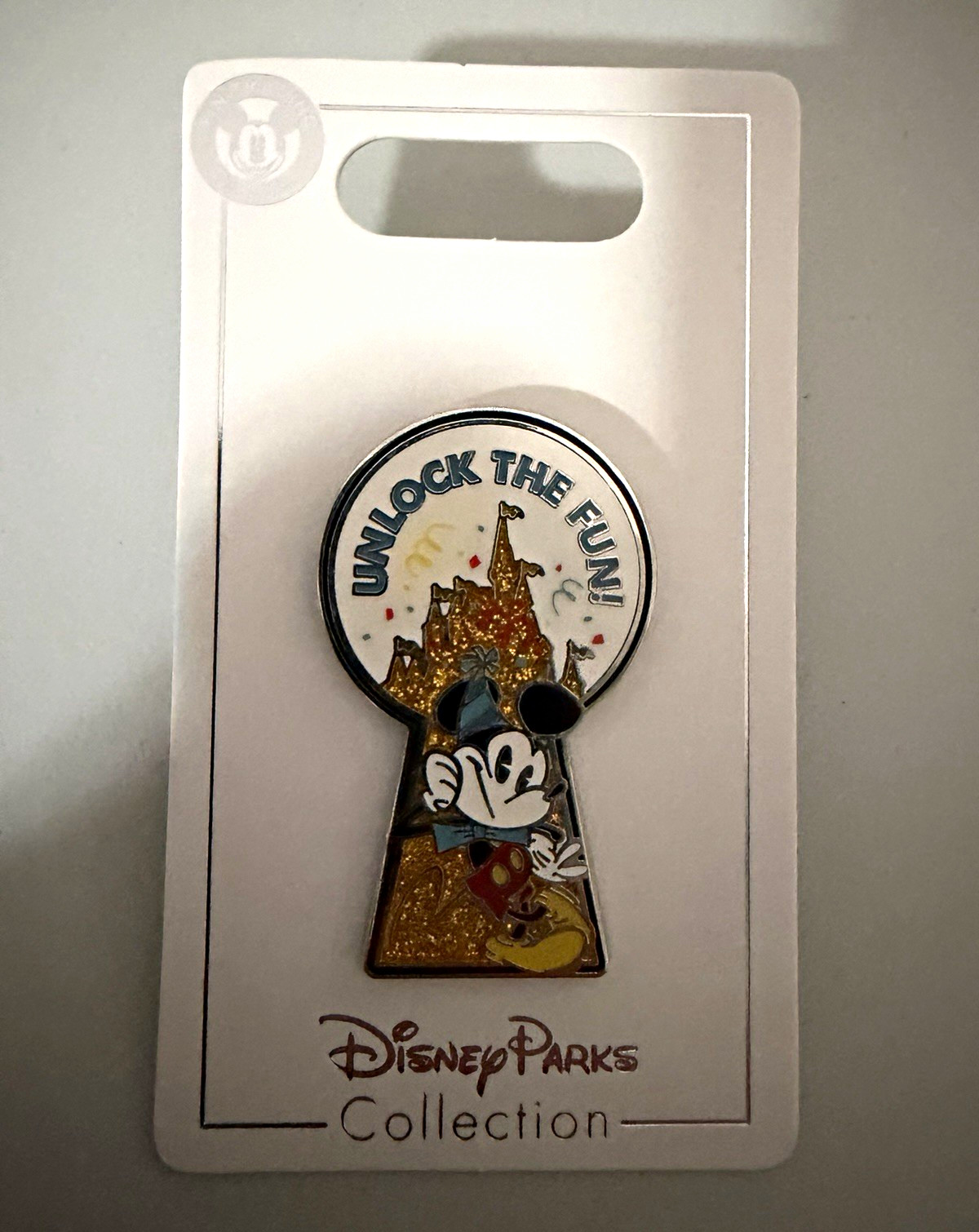 Disney Parks Mickey 90th Birthday Unlock The Fun Keyhole Glitter Castle Pin NIP