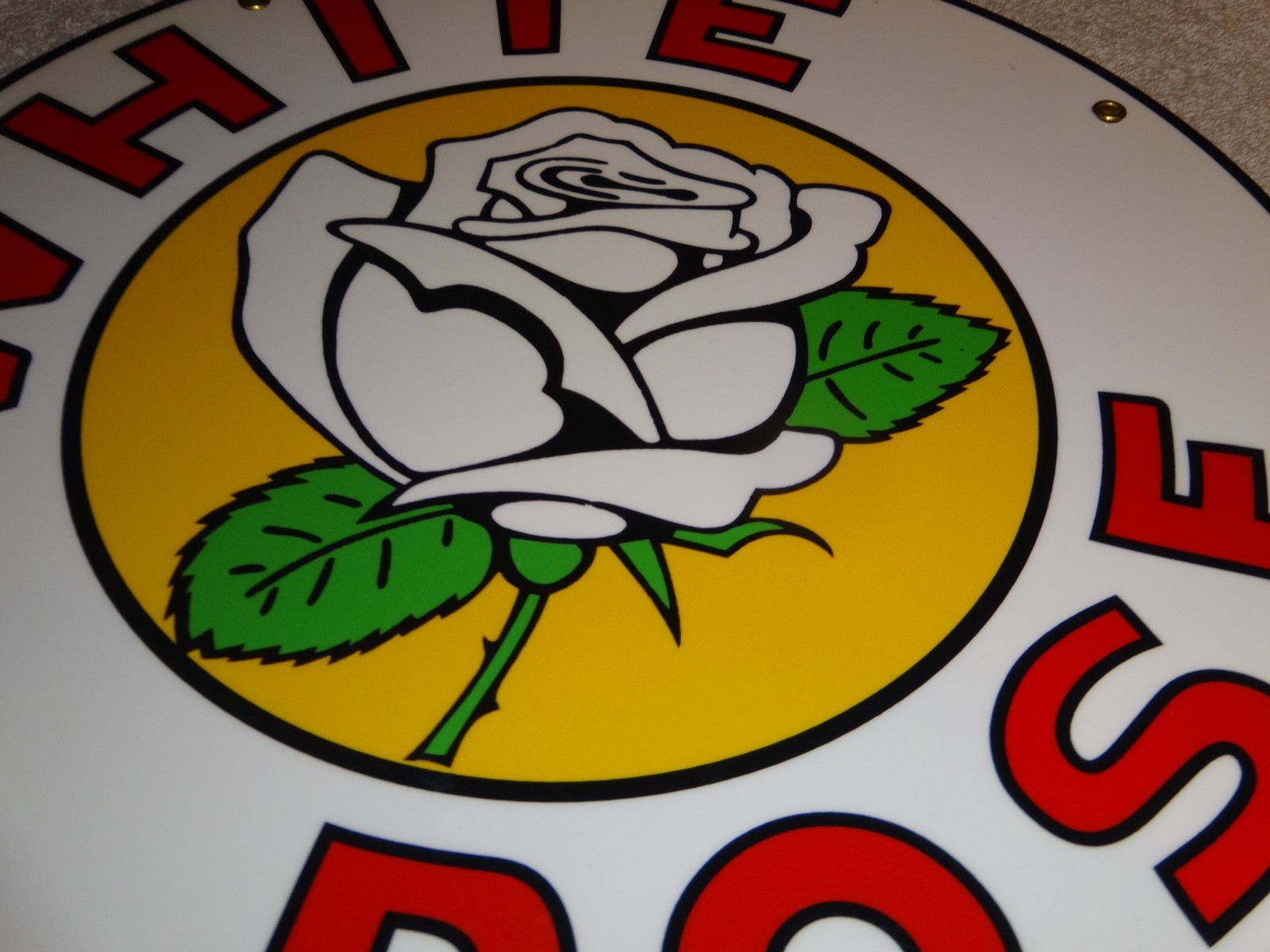 VINTAGE ENARCO WHITE ROSE GASOLINE 11 3/4\