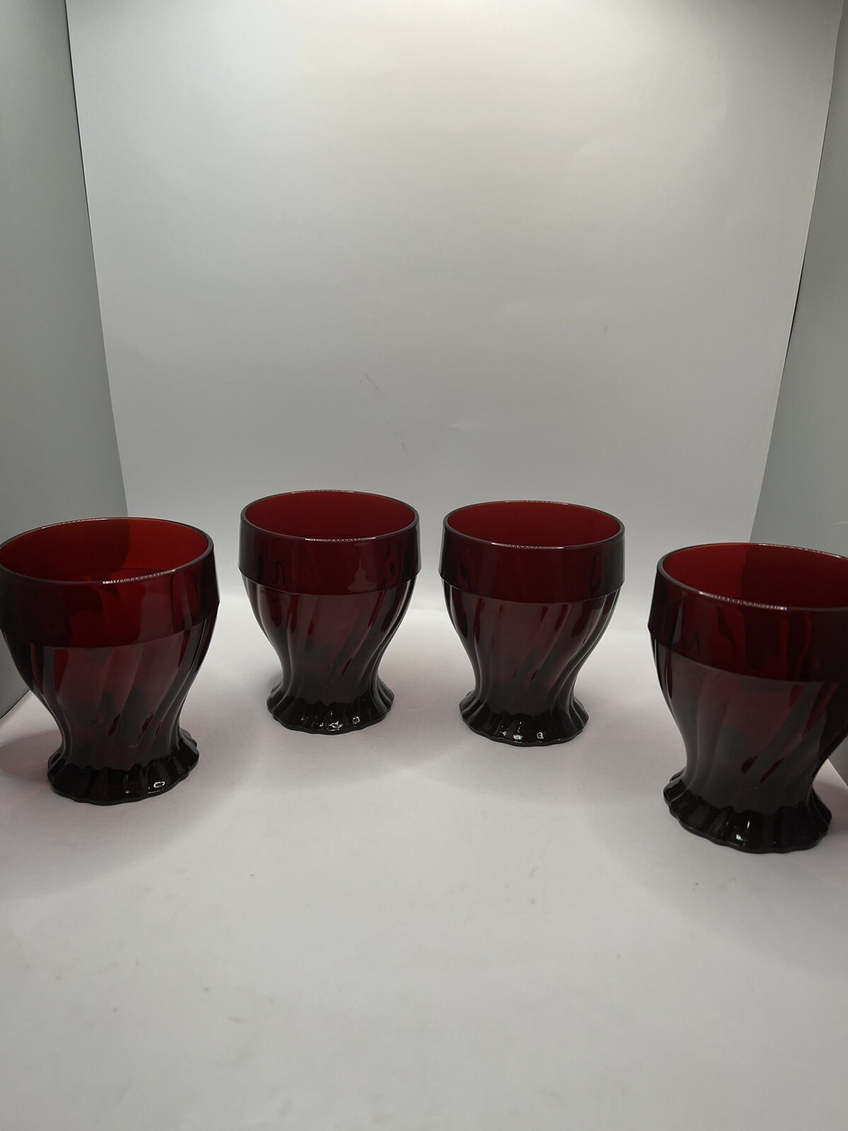 Set Of 4 Vintage Anchor Hocking Ruby Red Swirl Tumbler glass