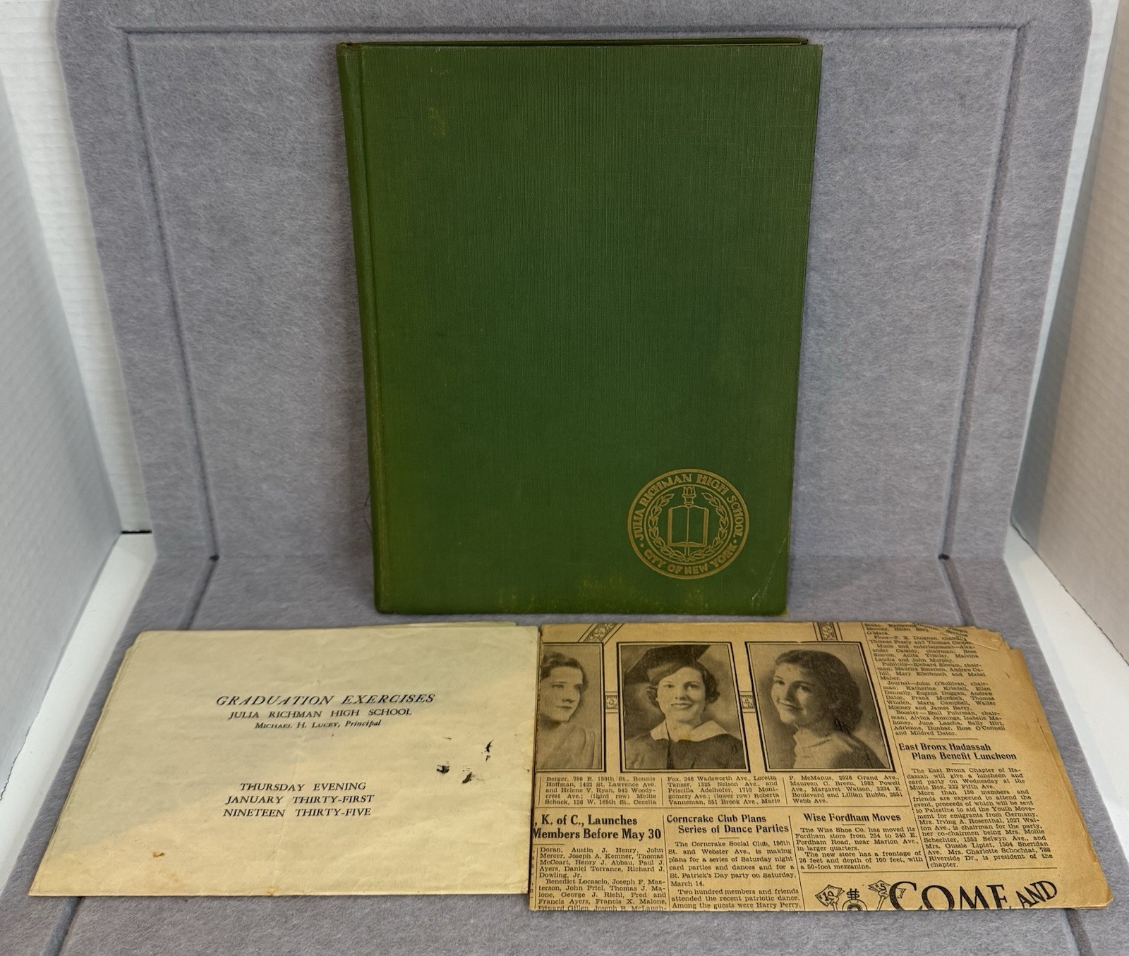 Vtg 1935 Julia Richman High School City Of New York School Yearbook & Ephemera