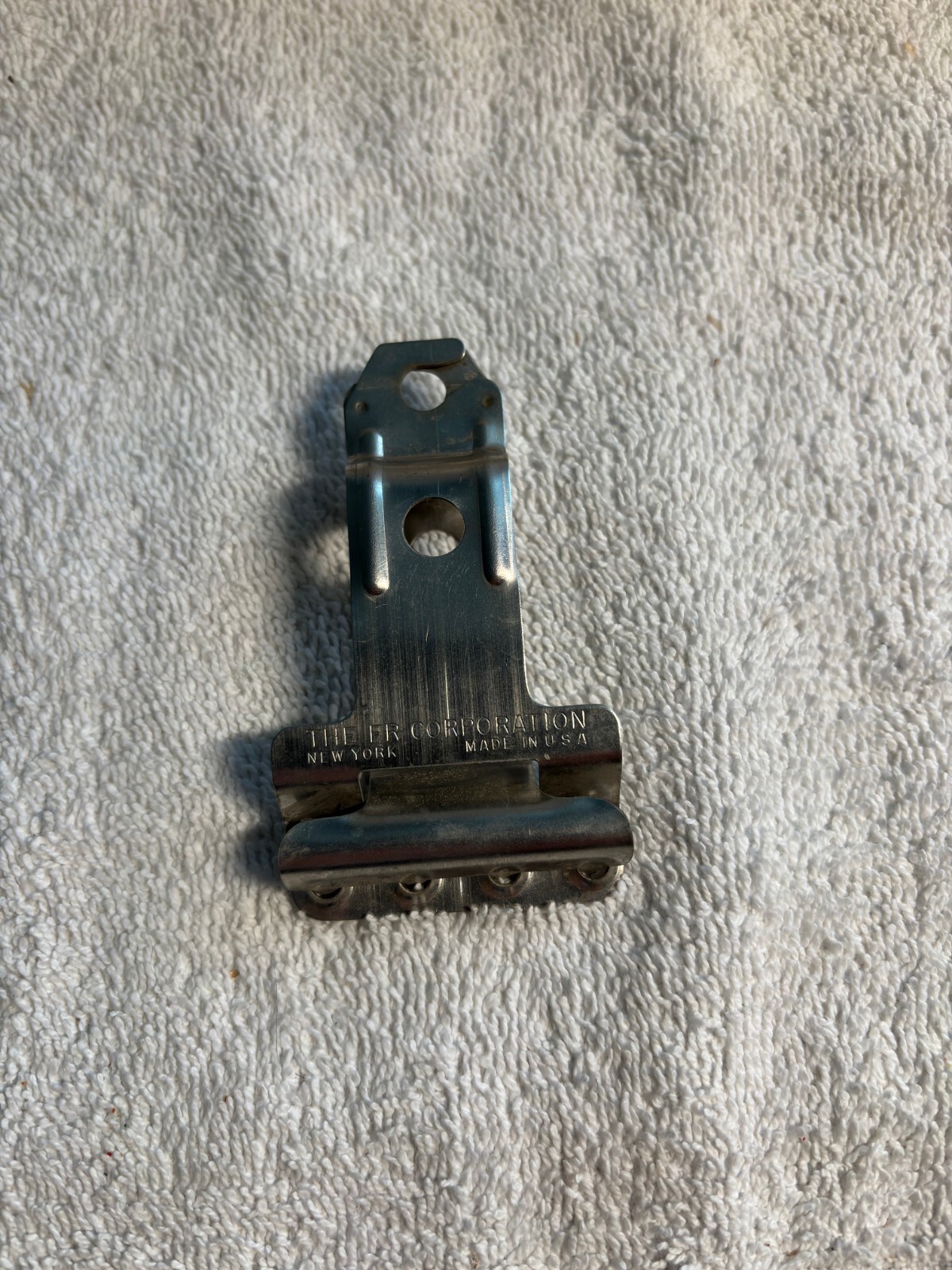 HANGING CLIP VINTAGE (THE FR CORPORATION) MADE IN THE USA STAINLESS STEEL HANGING CLIP VINTAGE (THE FR CORPORATION) MADE IN THE USA STAINLESS STEEL