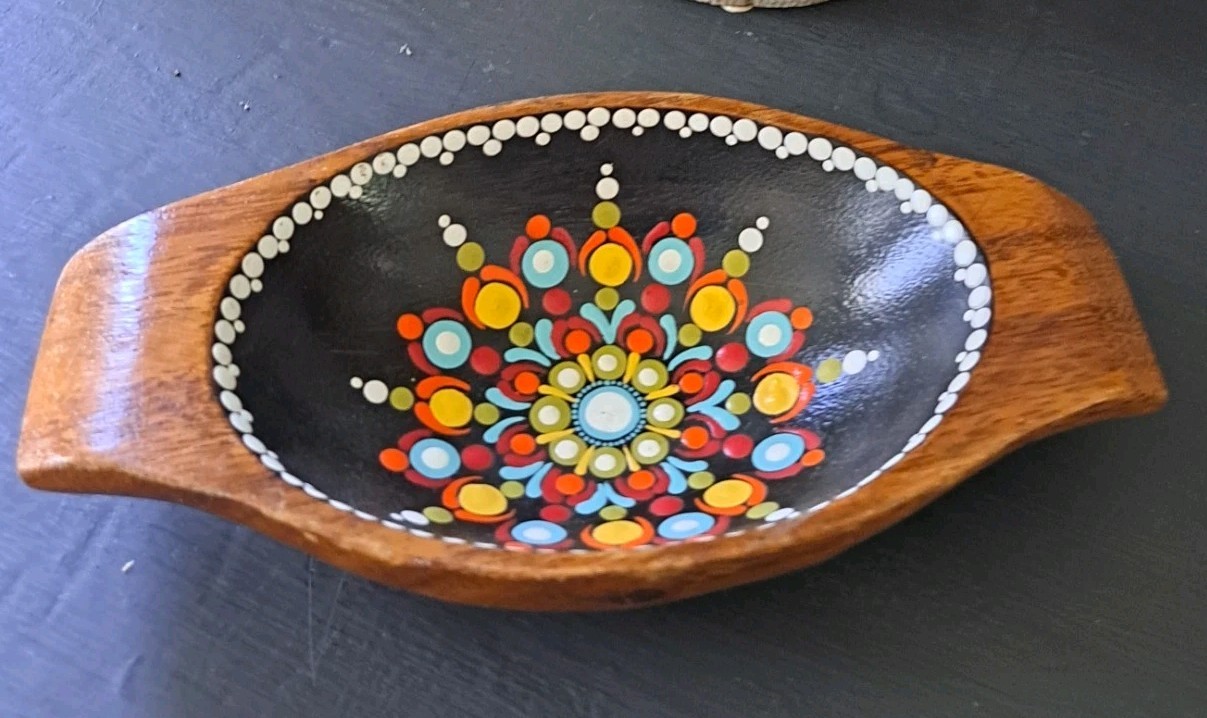 MANDELA dotted OVAL BOWL Hand Made MONKEY POD 7.5\ MANDELA dotted OVAL BOWL Hand Made MONKEY POD 7.5\