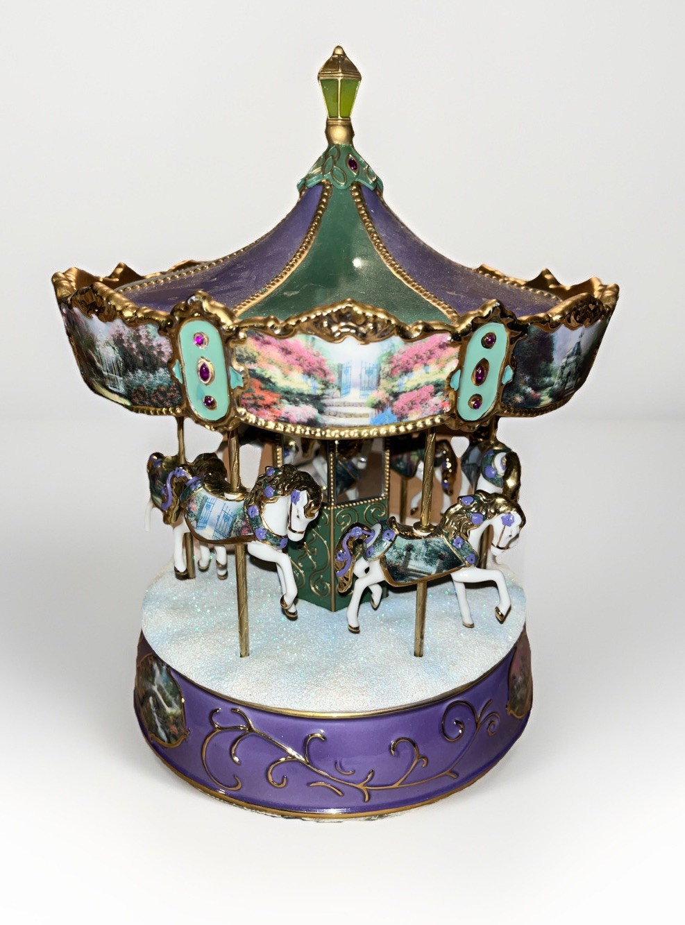 Vintage Thomas Kincaid Victorian Musical Carousel With Gold Plated Accents 🎠Vintage Thomas Kincaid Victorian Musical Carousel With Gold Plated Accents ðŸŽ