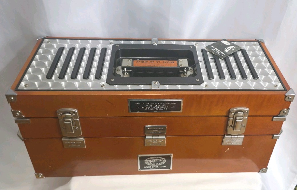Charles Lindbergh Ryan NX-211 Spirit Of St. Louis CD Player AM/FM Radio