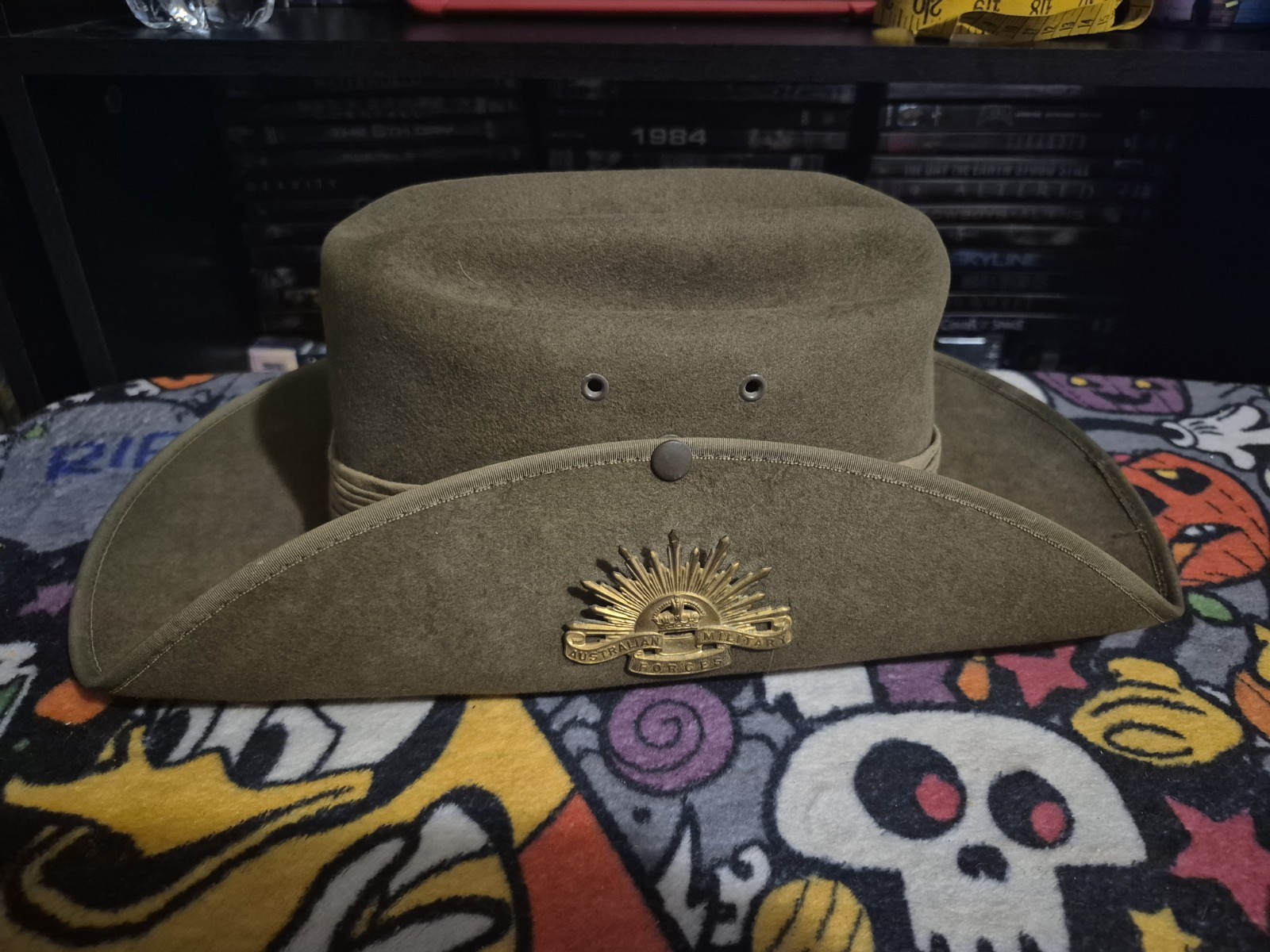 WWII Australian Military Forces Original Slouch Hat w/ Rising Sun Badge Bardsley