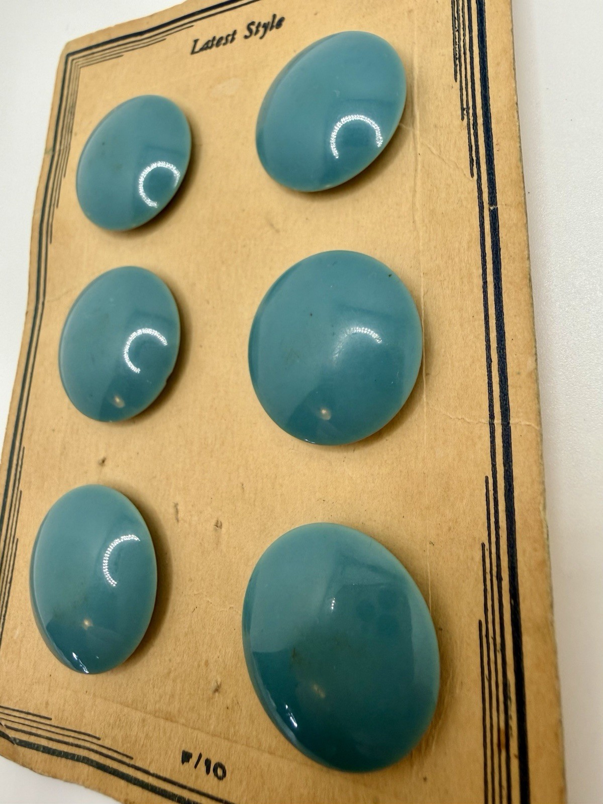 Vintage Turquoise Bakelite Buttons Set of 6 on Original Card Tested 1930s 40s