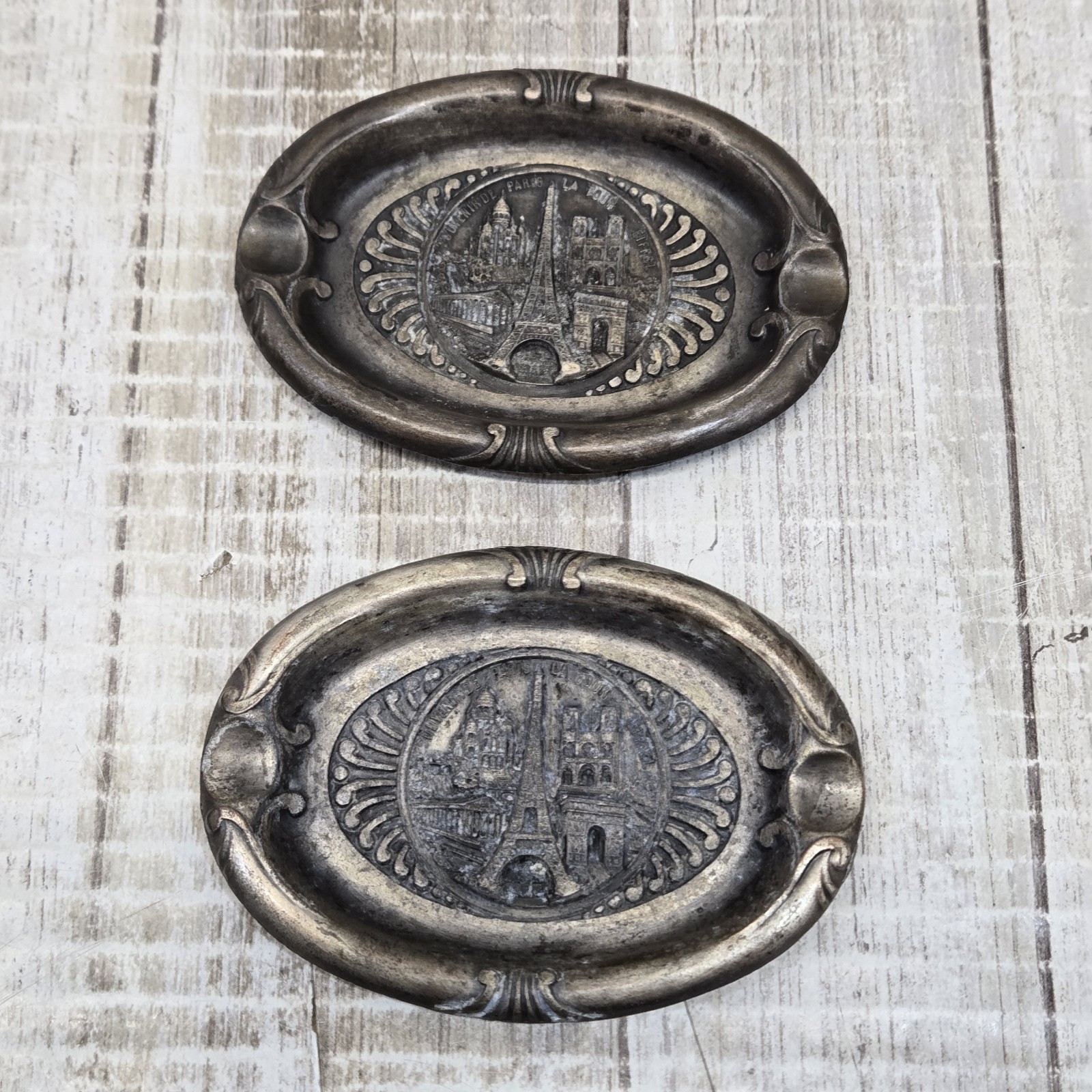 Pair Of Vintage Souvenir De Paris Tour Eiffel Tower Bronze Oval Ashtrays France