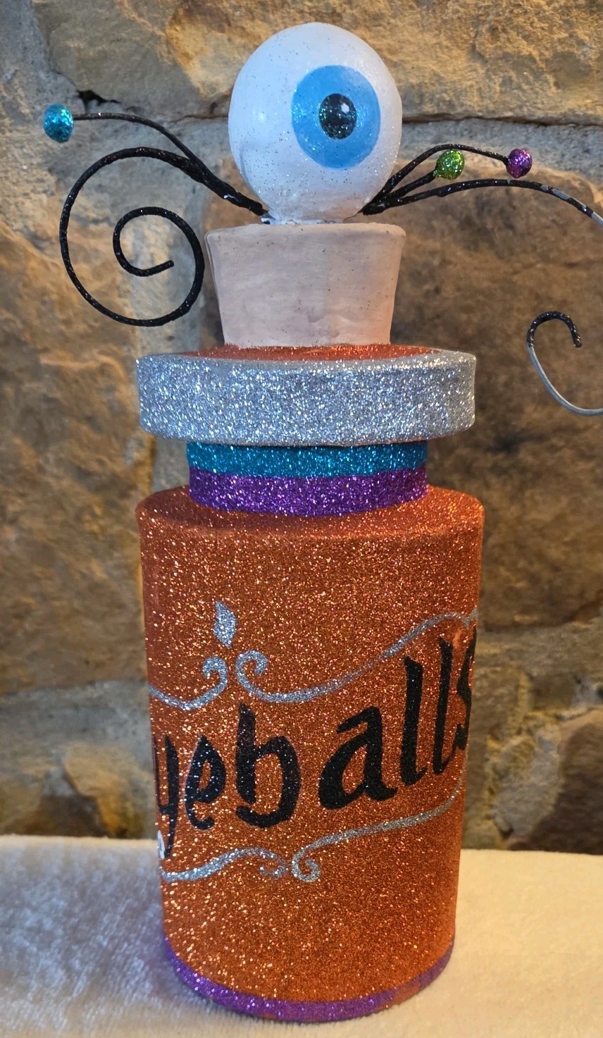 HALLOWEEN Pier 1 One VINTAGE EYEBALLS Bottle Glitter Figurine 10”  