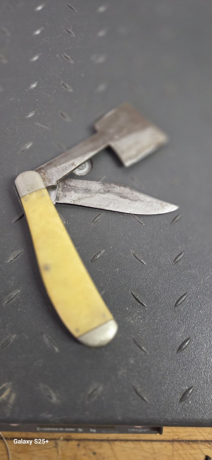Vintage OLCUT (Union) Olean, NY Large Knife & W/ Hatchet Blade