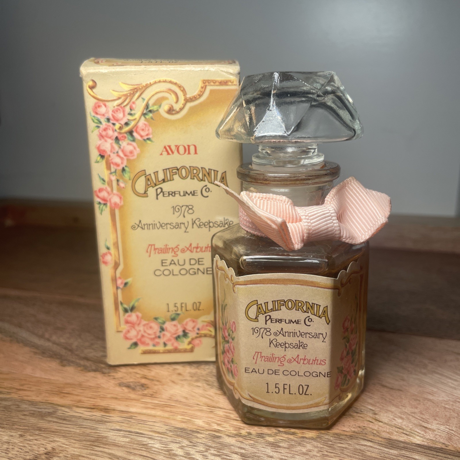 Vintage Avon California Perfume Co. 1978 Anniversary Keepsake Trailing Arbutus