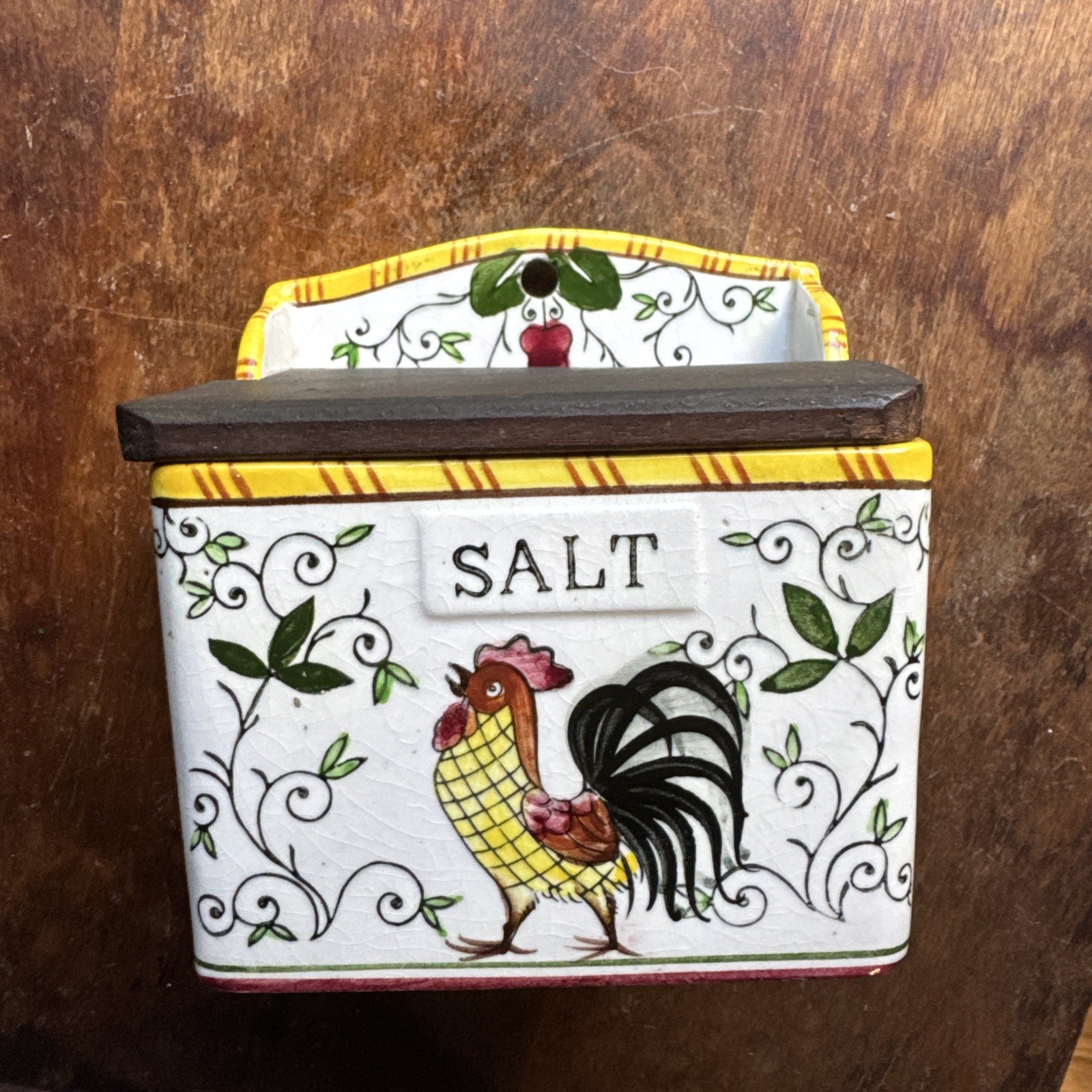 Early provincial roosters and roses Wall Mount Salt Box