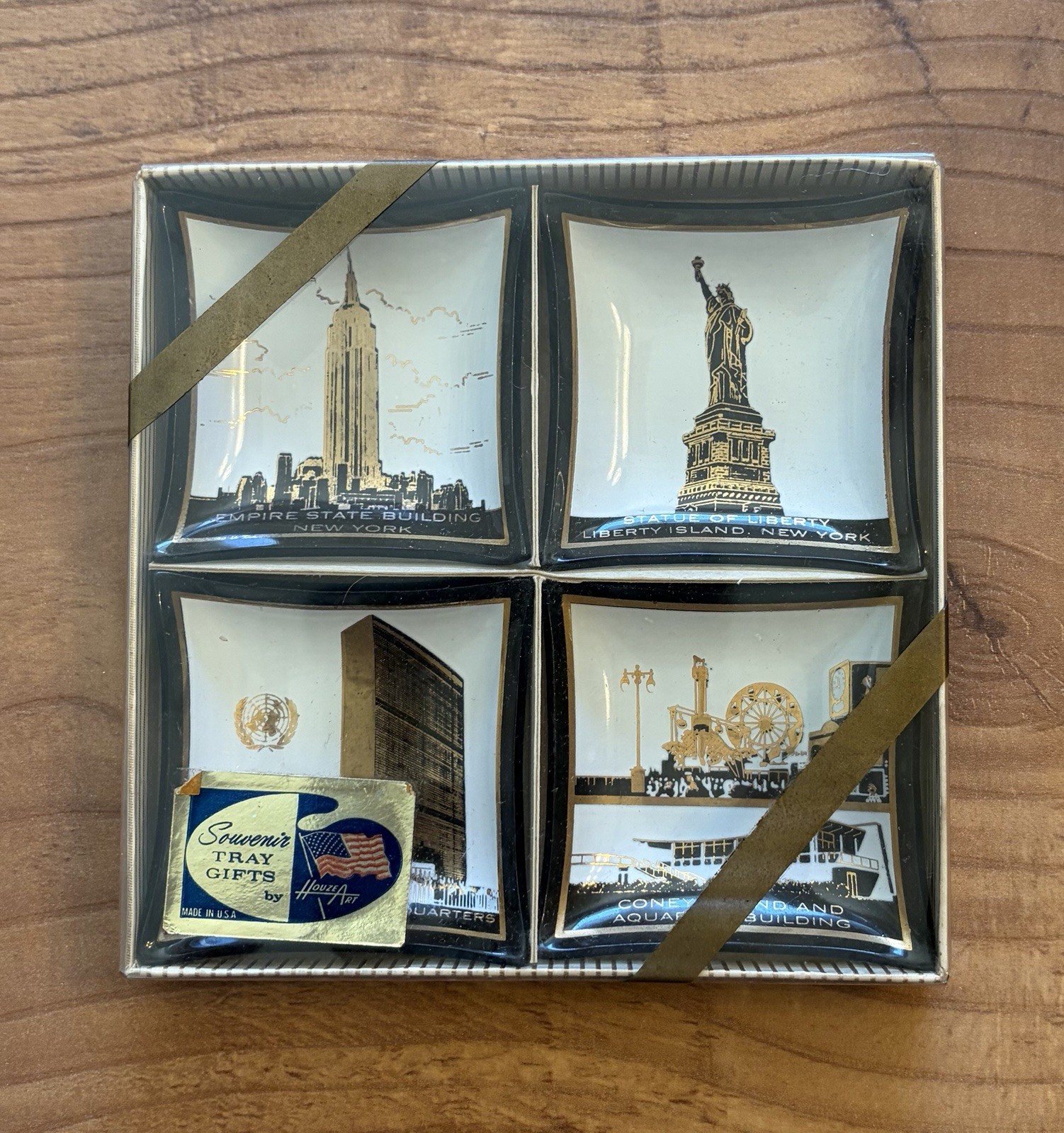VTG Mini Souvenir Trays NEW YORK Original Box Houze Art Black Antique Gold Rare