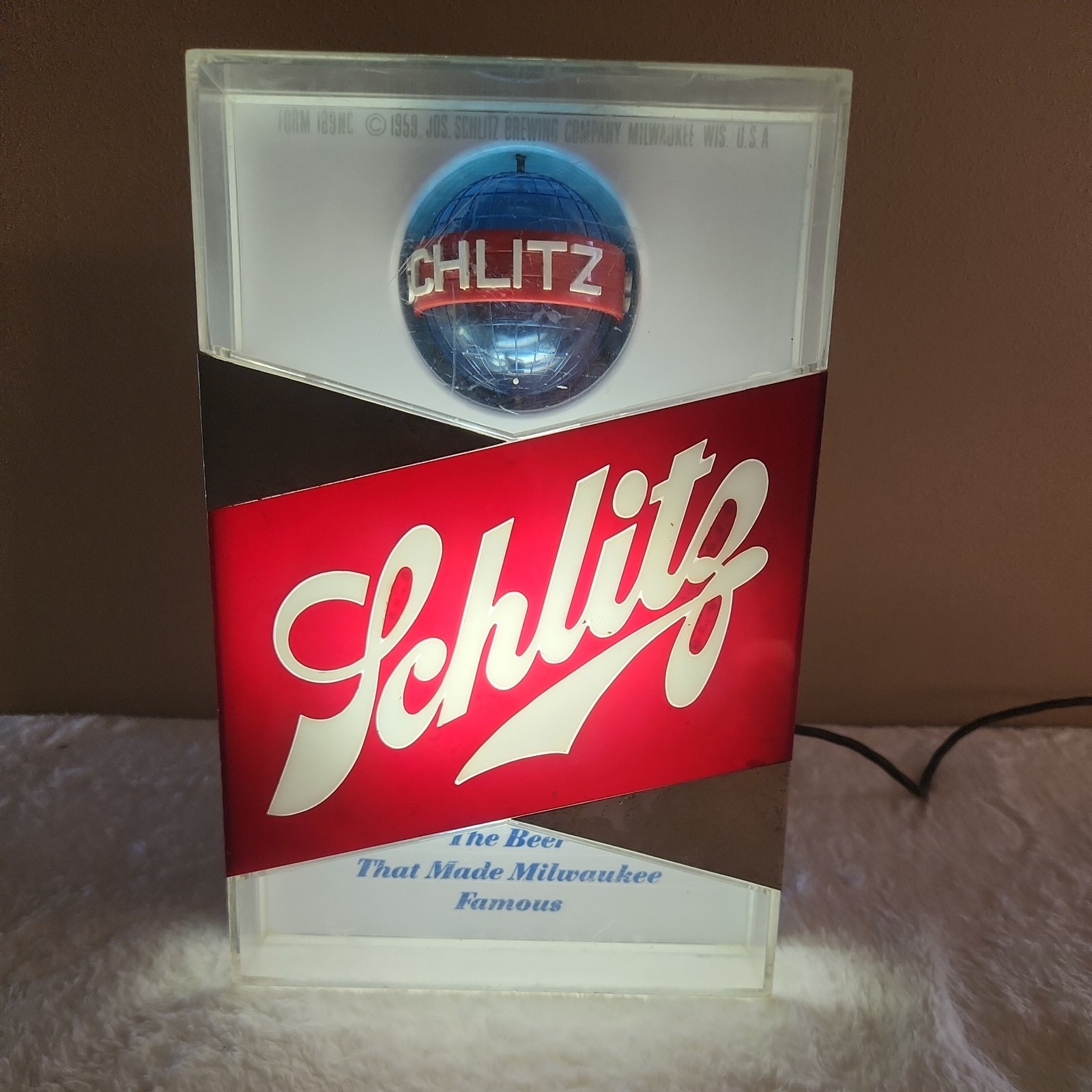 Vintage 1959 Schlitz Revolving Globe Light Up Bar Beer Sign Advertisement Works