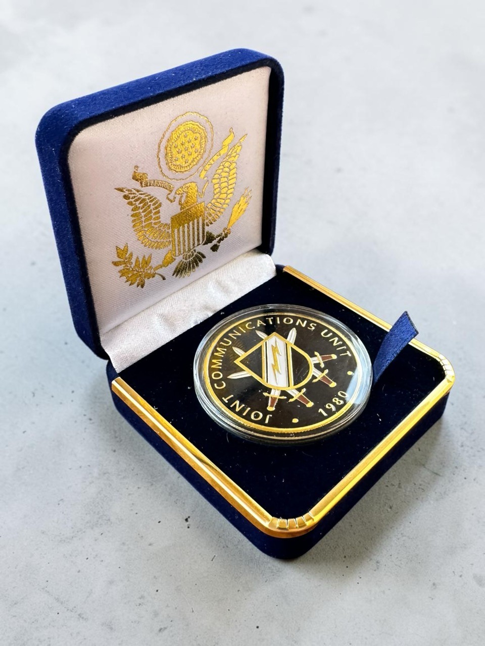 U S ARMY Joint Communications Unit Challenge Coin in Velvet Case ·PERFECT GIFT·