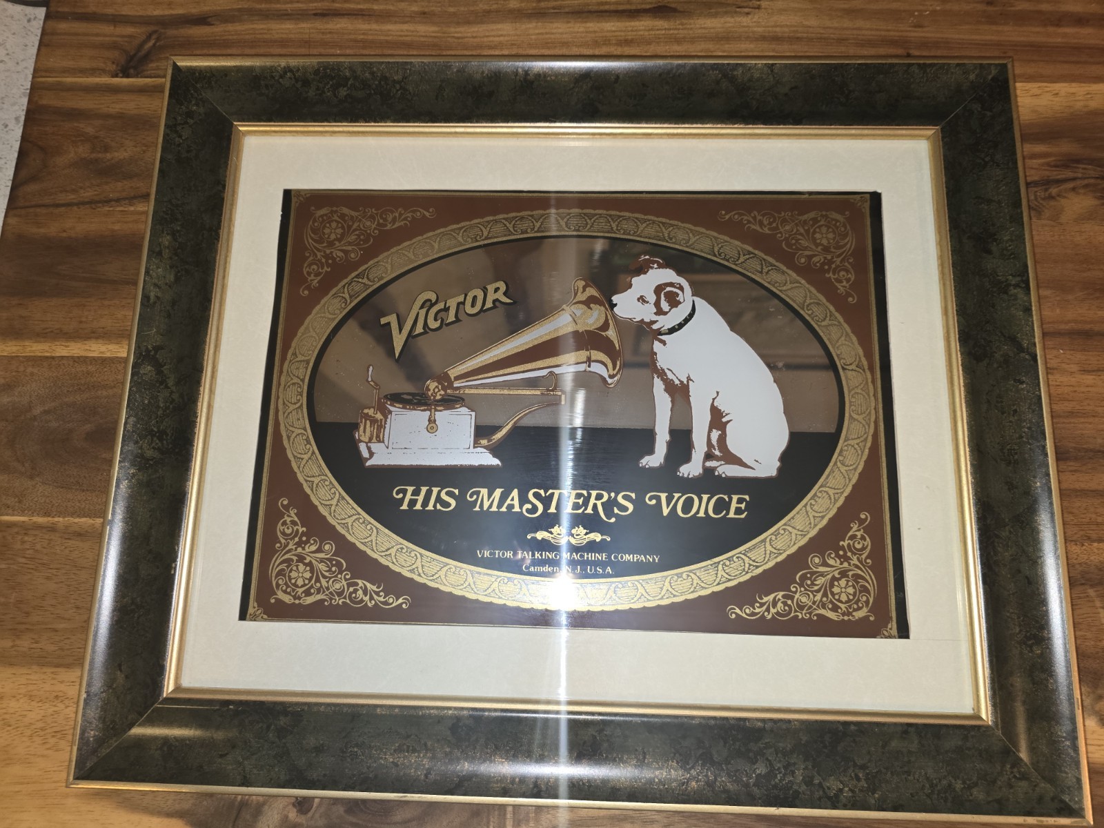 Vintage Victor Dog Mirror