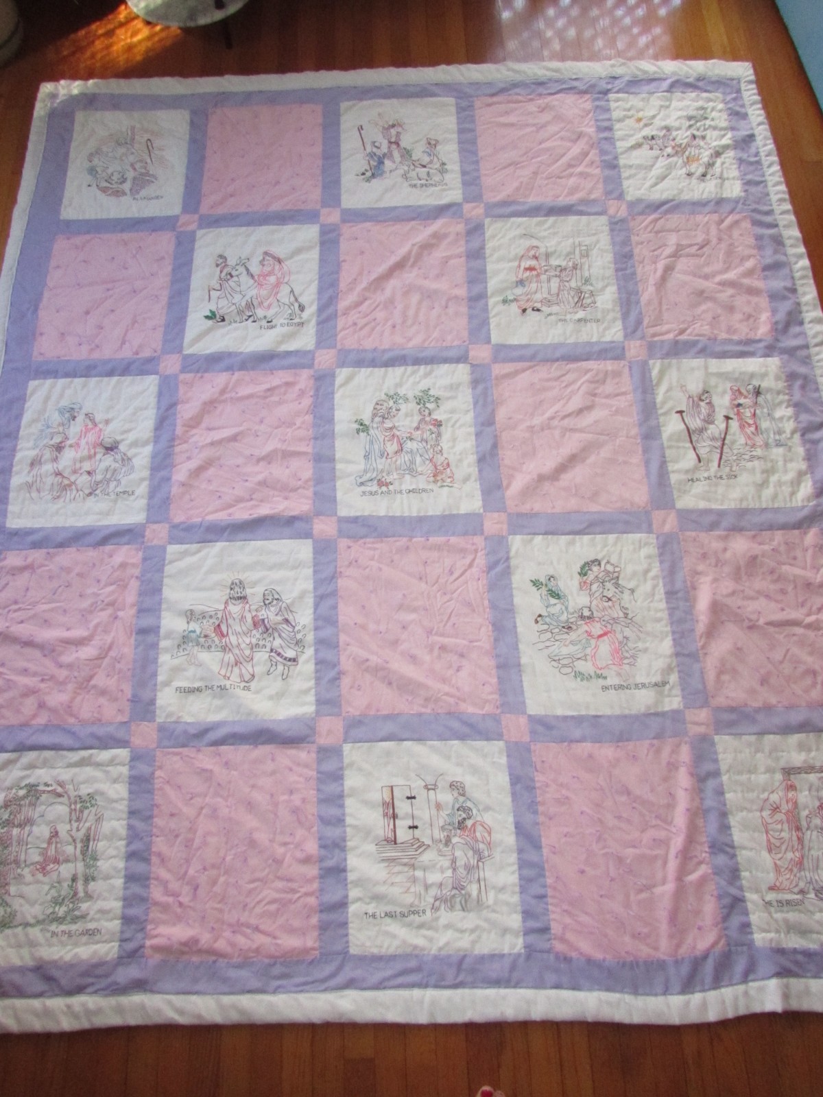 VTG JOURNEY OF JESUS BIRTH TO RISEN PATCHWORK HANDMADE TIED KNOT QUILT 90”x 76\