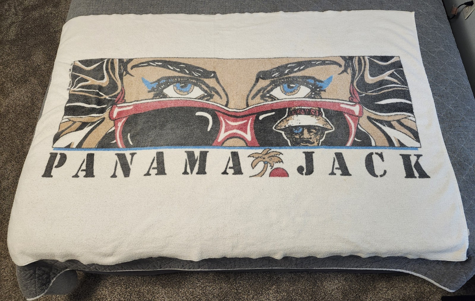 Vintage Panama Jack Beach Towel Lady Blue Eyes Sunglasses RARE