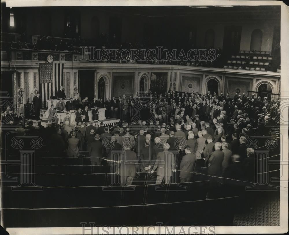 1930 Press Photo Nicholas Longworth Opens Congress Session in Capital