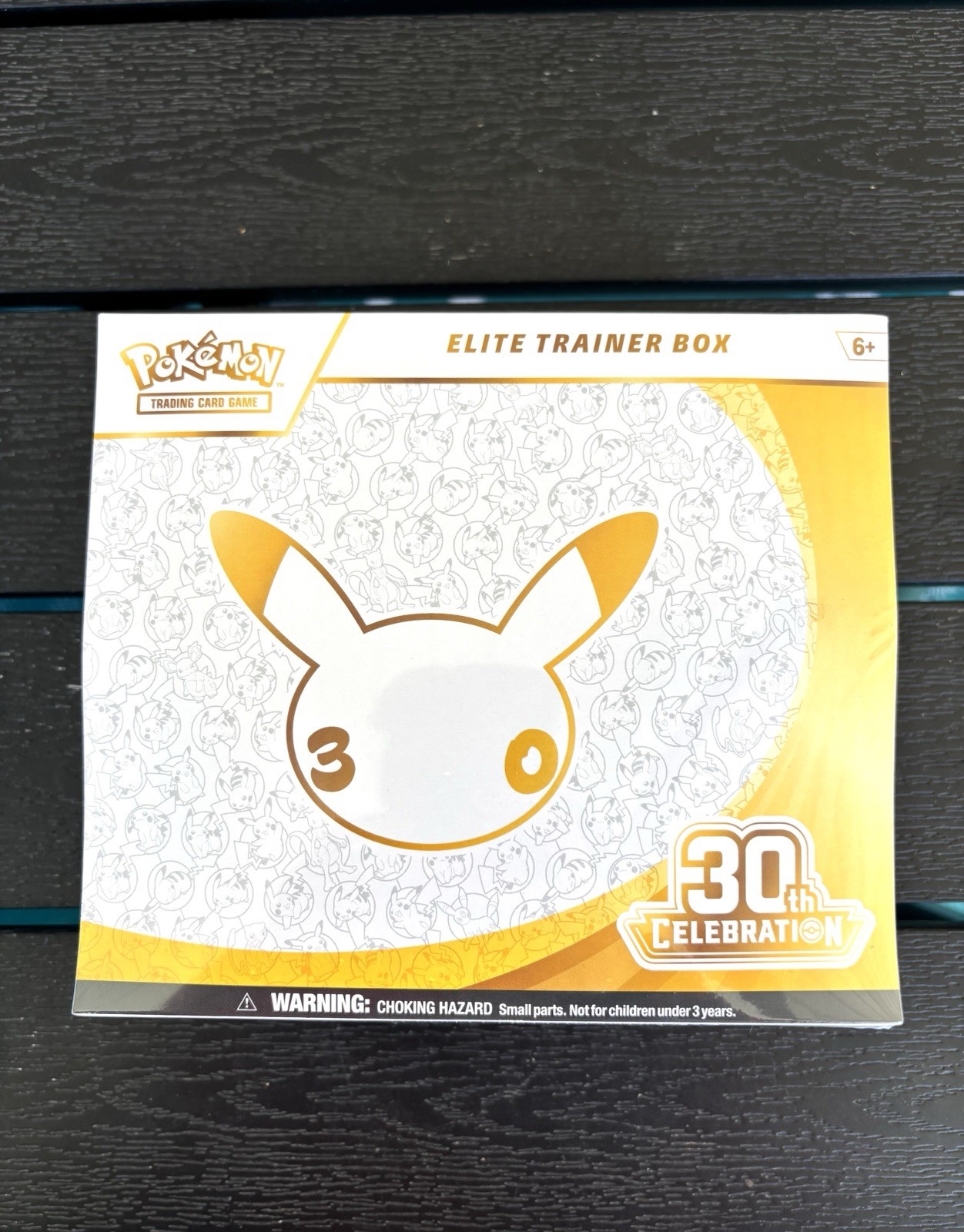 Élite Trainer Box 30th Anniversary Pokemon Card Game-NEW SEALED-READY TO SHIP