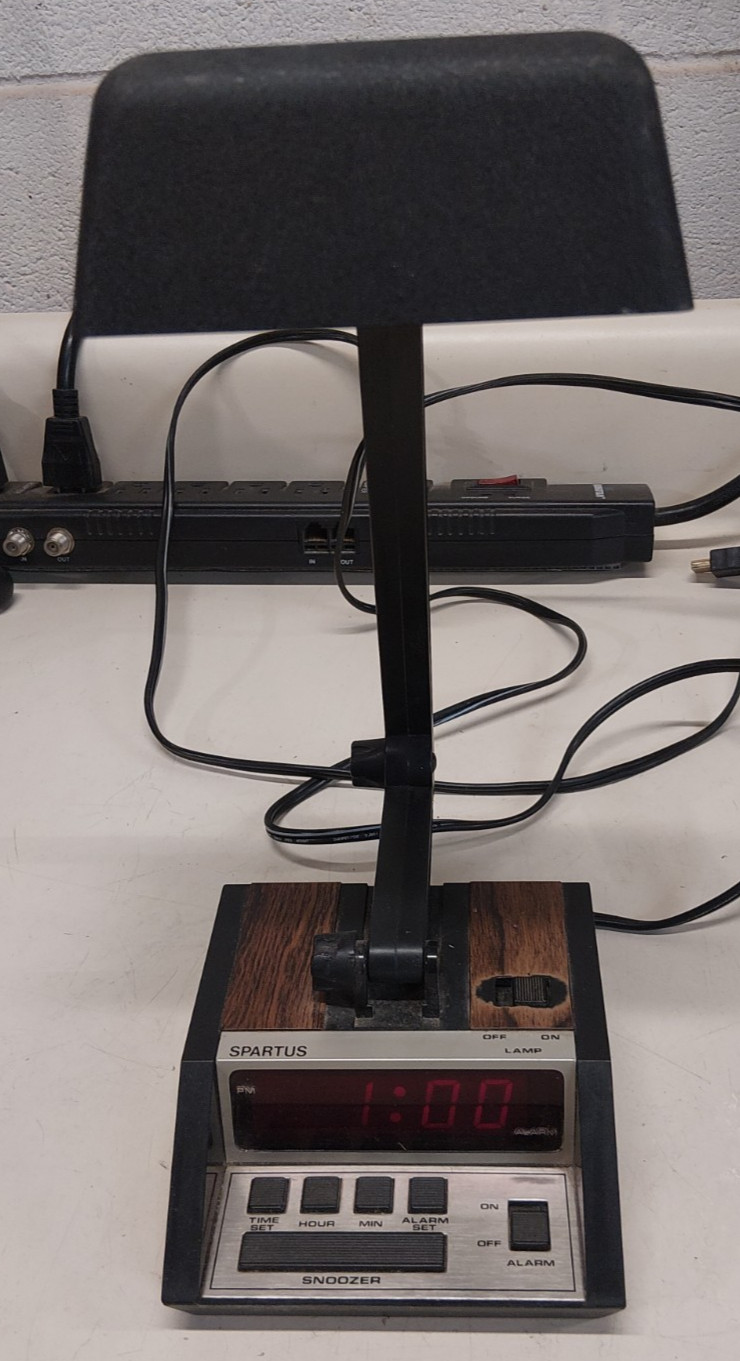 Vintage SPARTUS High Intensity Lamp & LED Alarm Clock Model 1401- Tested Works Vintage SPARTUS High Intensity Lamp & LED Alarm Clock Model 1401- Tested Works