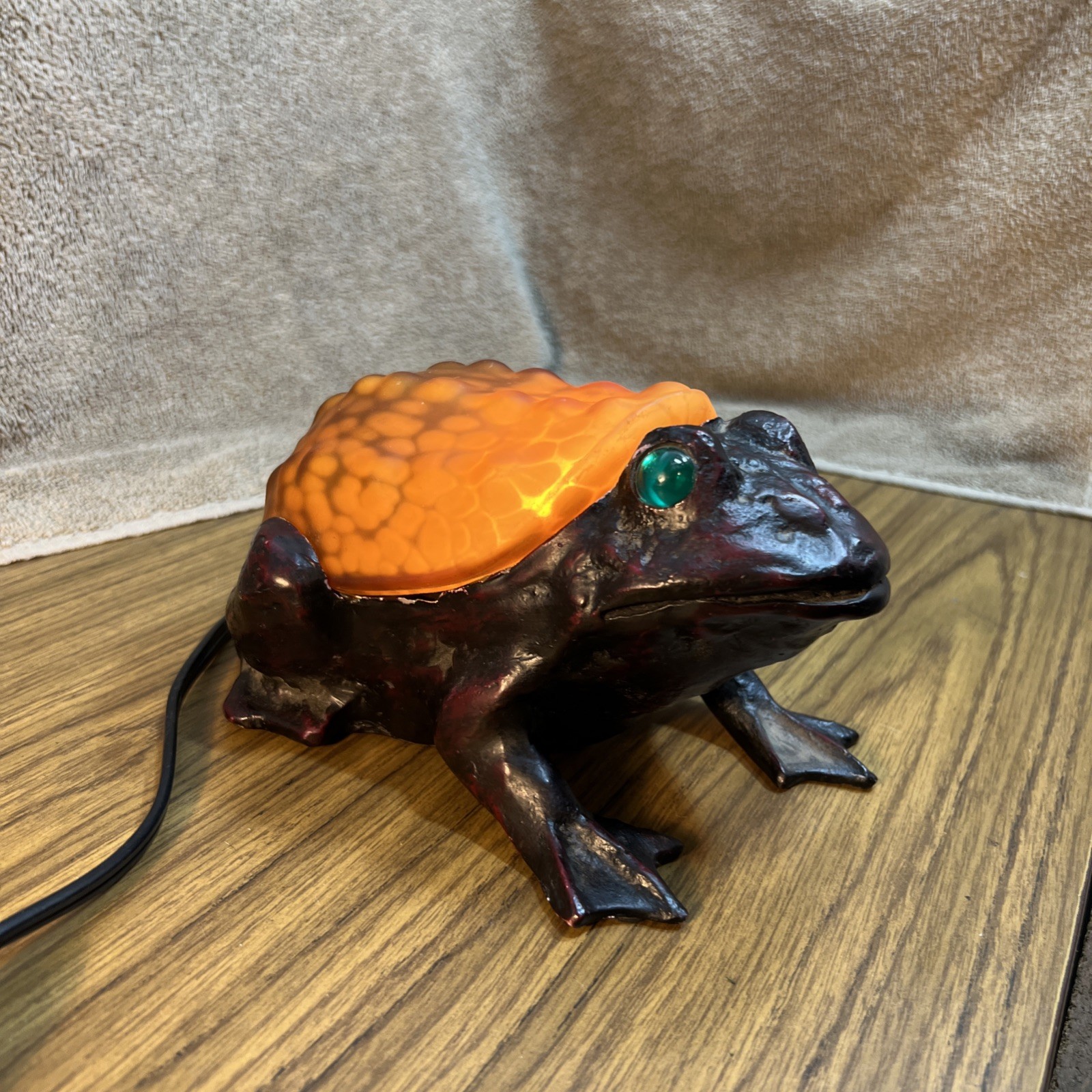 Vintage Cast Iron Frog Lamp with Green/Amber Glass Shell Toad/Frog Collectable
