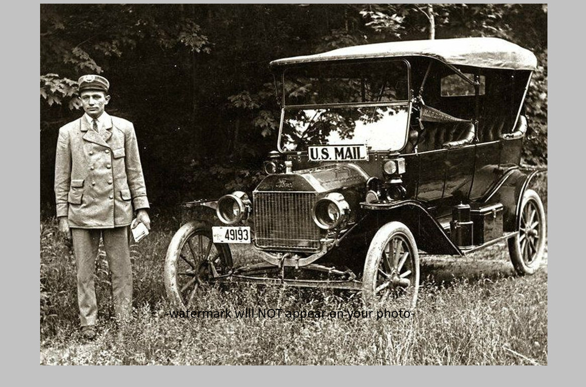 1925 US Mail Truck PHOTO Mail Delivery Vintage Post Service Rural Carrier