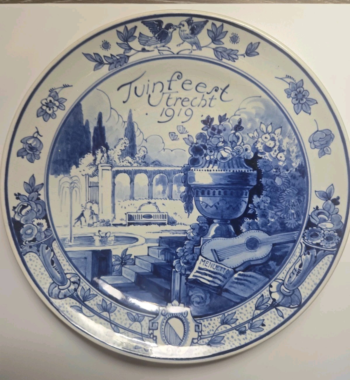 ABSURDLY RARE Porceleyne Fles blue & white Delft plate Garden Party 1919 Utrecht