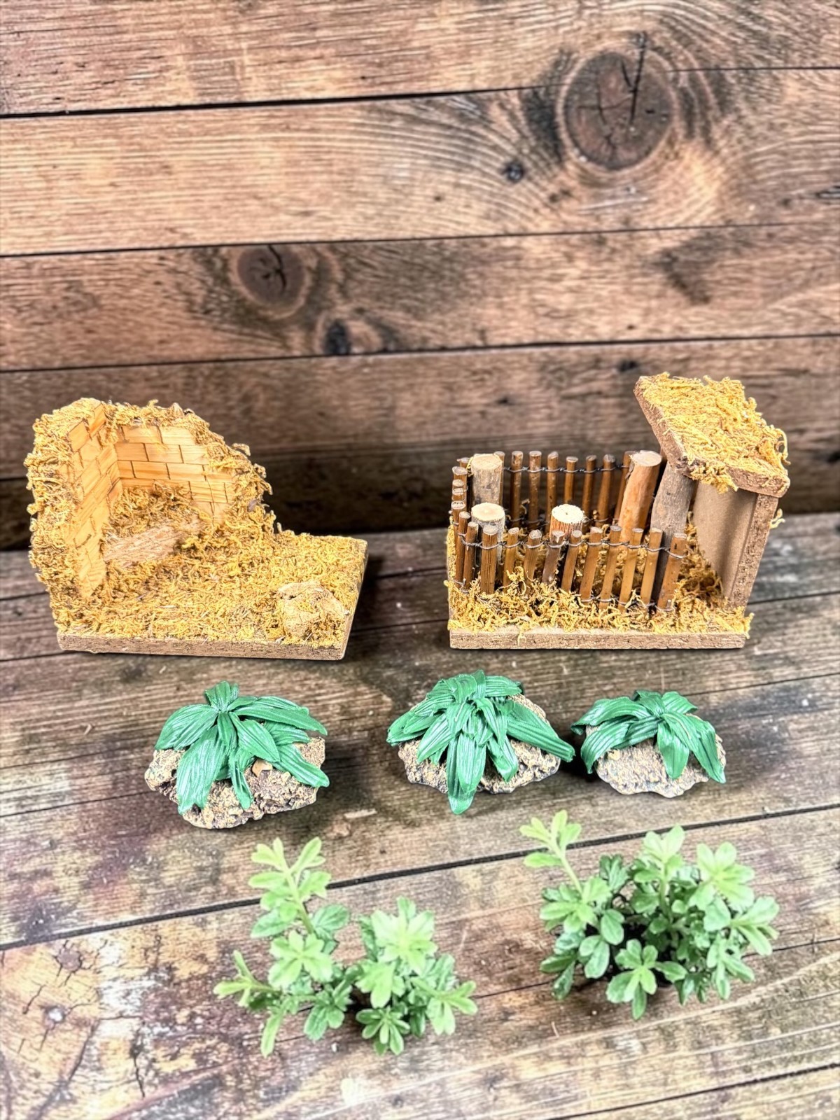Fontanini Roman Nativity Village Ruined Wall Animal Pen Foliage 5 Piece Set