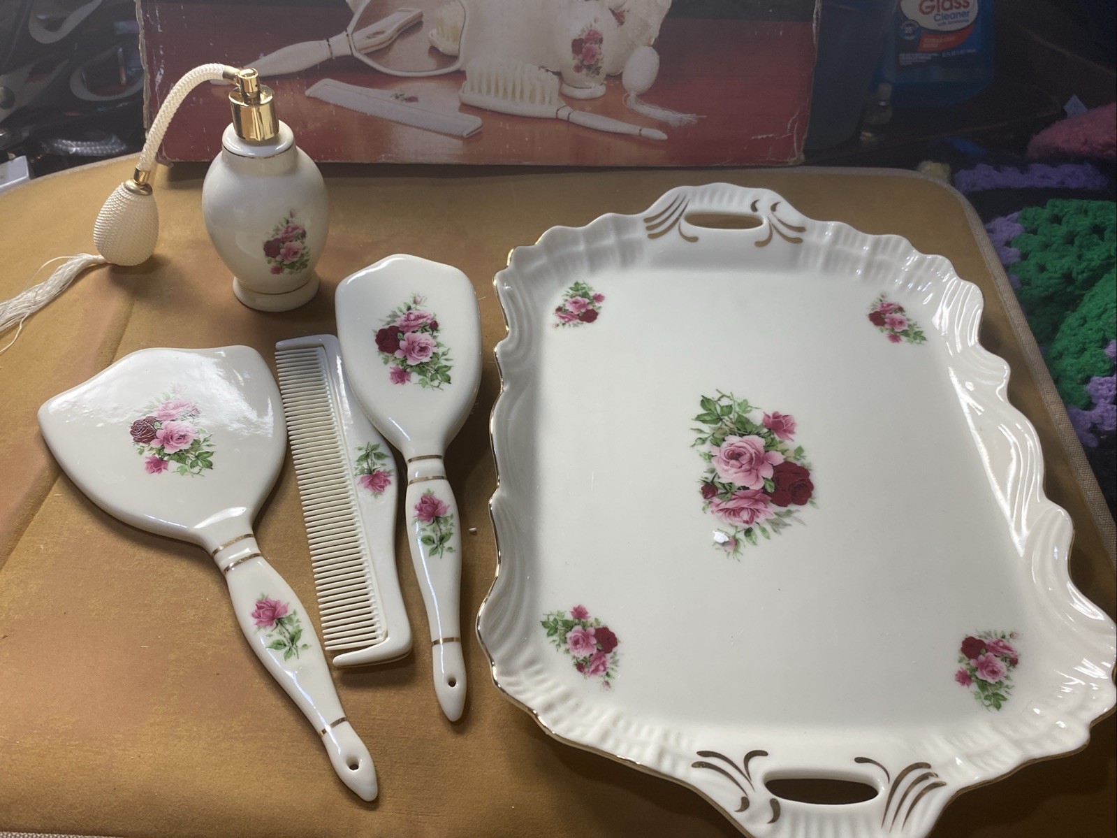Formalities by Baum Brothers Vanity Set. Flowers,red,green,pink & Beautiful mint