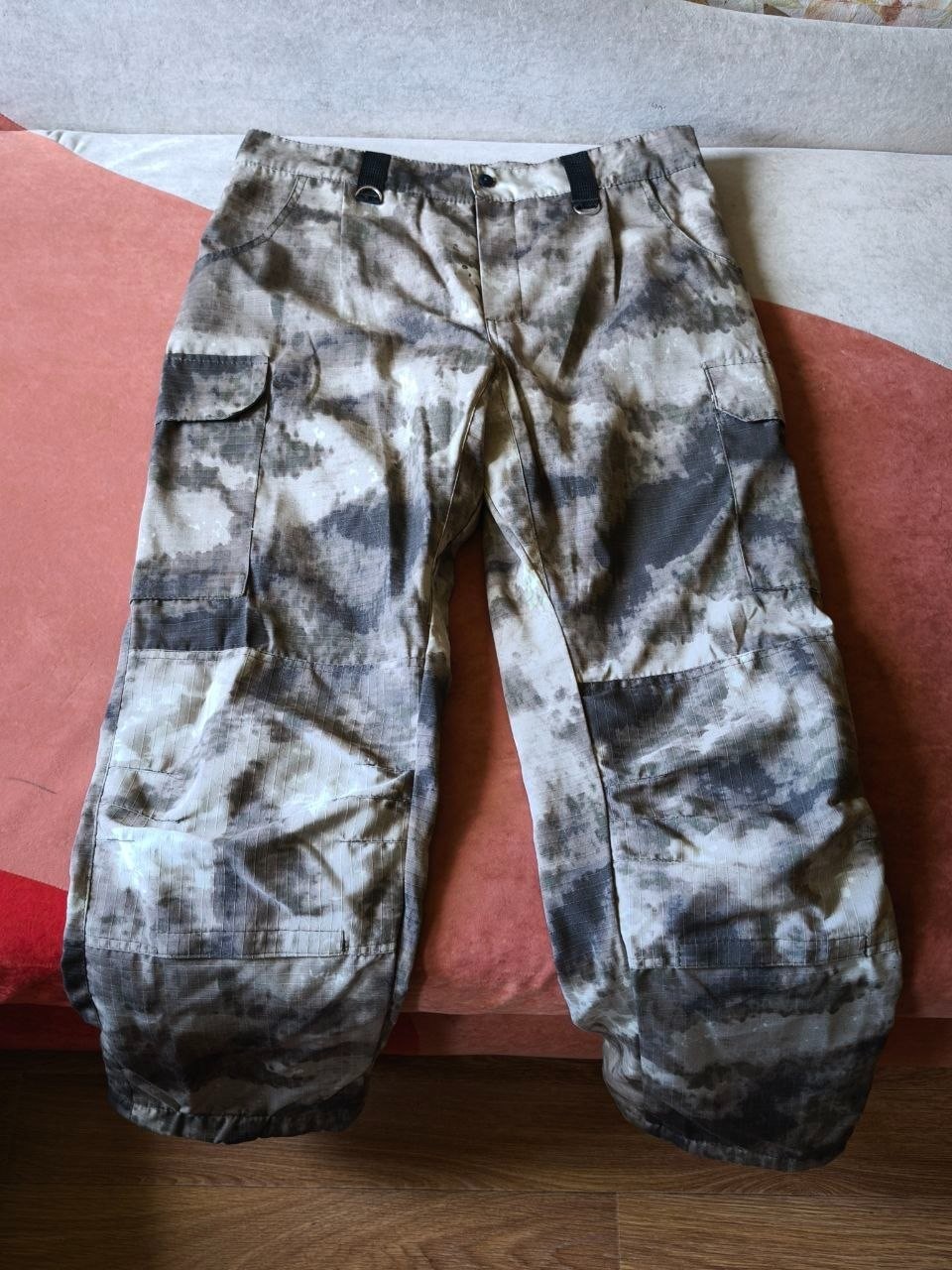 Extreme RARE Smoke Camo Winter Combat Tactical Pants M/L Warm Fleece Elite SOF Extreme RARE Smoke Camo Winter Combat Tactical Pants M/L Warm Fleece Elite SOF