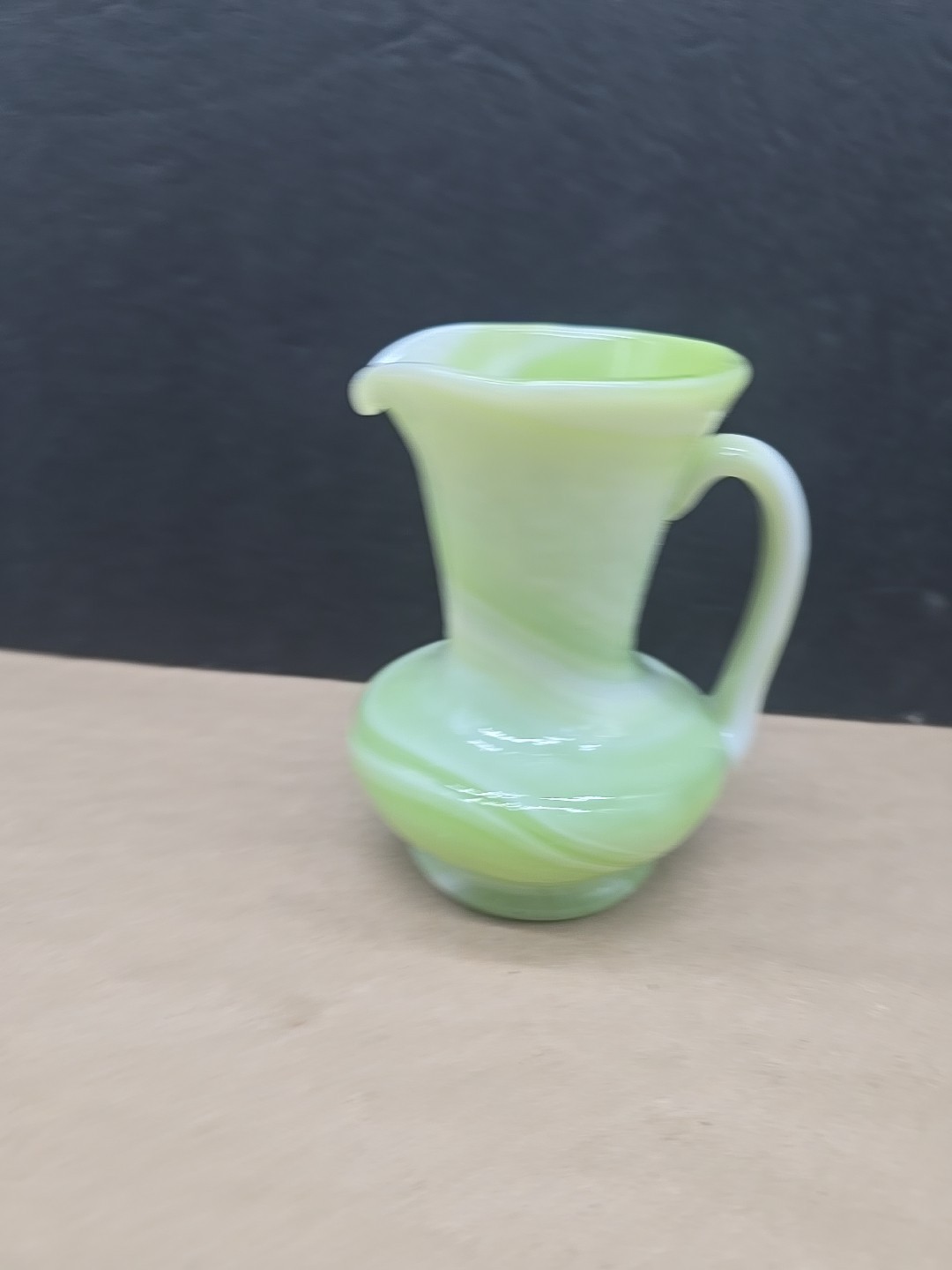 Kanahwa Green White Slag Glass 4