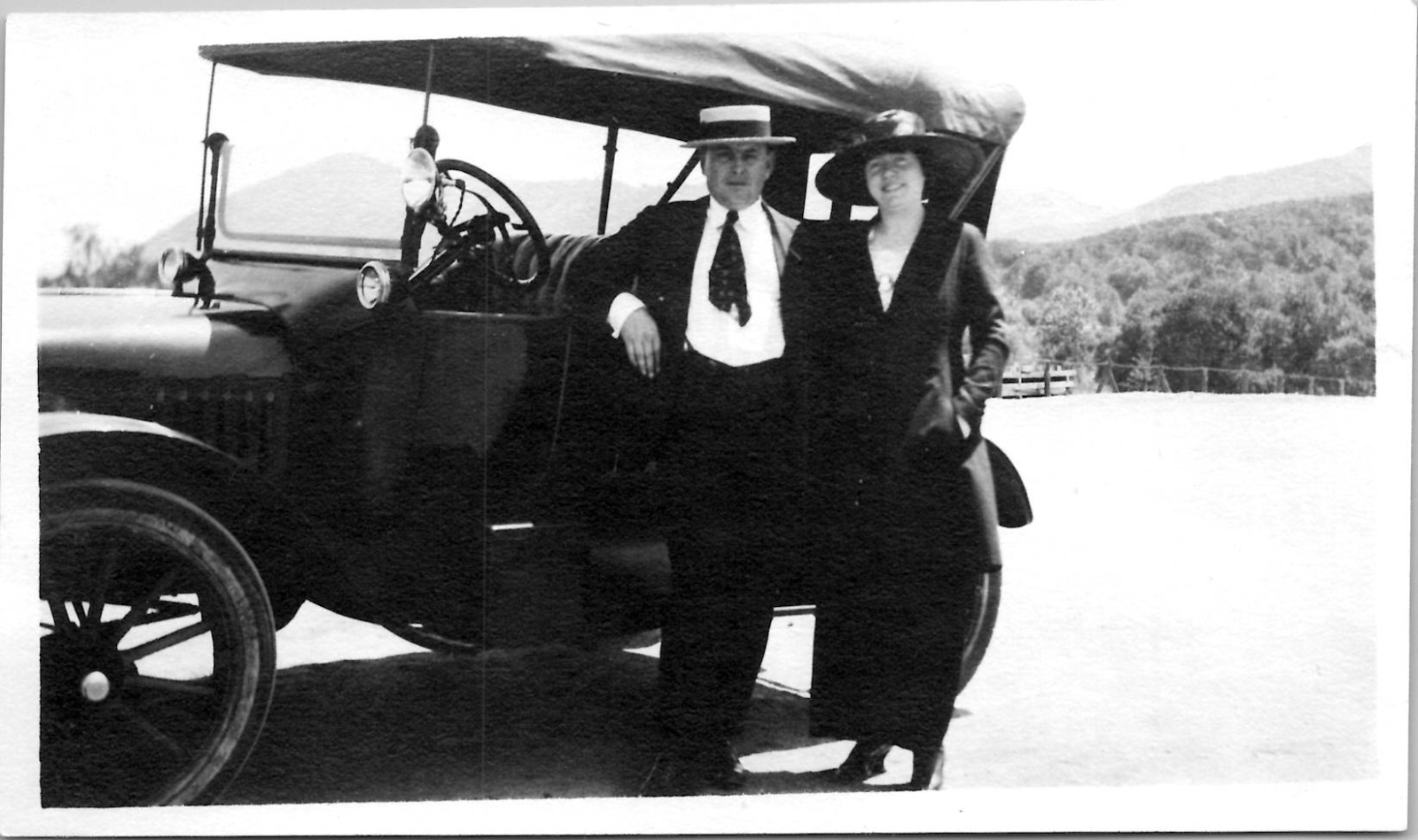 Flapper Woman Couple Convertible Model T Car 1910s Summer Vacation Vintage Photo